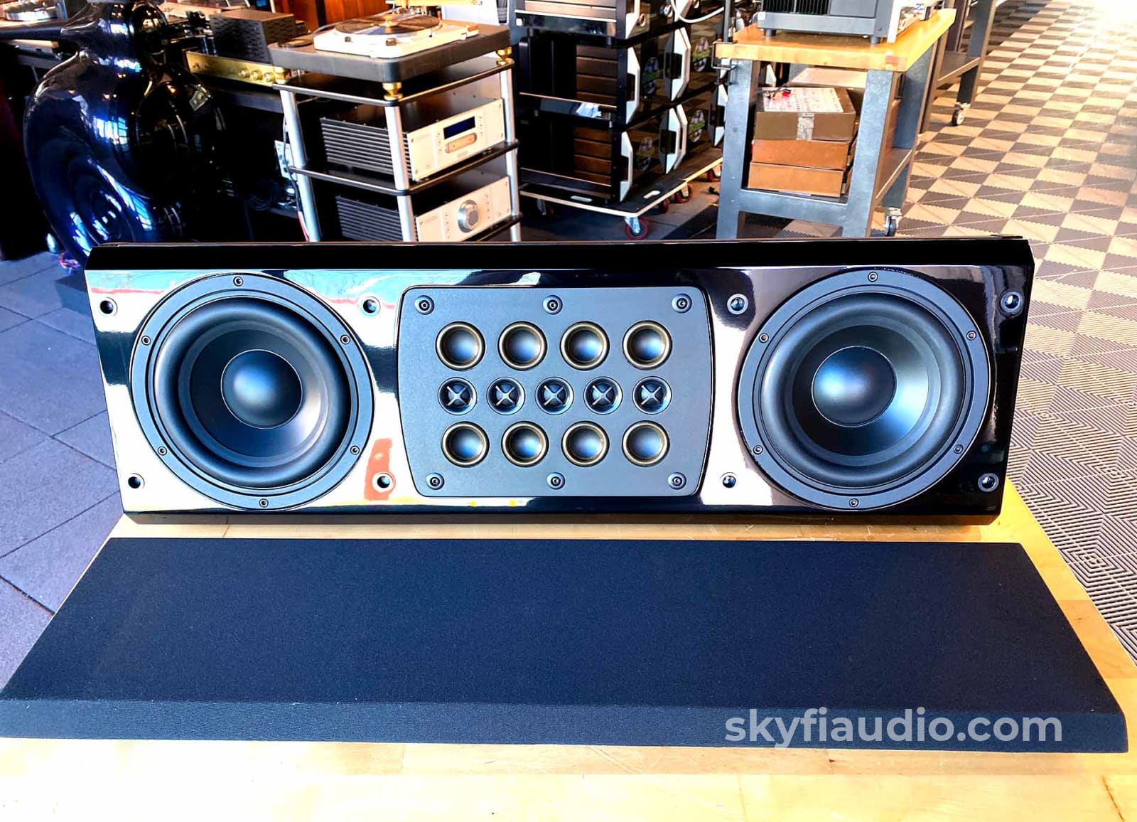 Mcintosh Xcs200 Center Channel Speaker - Big Sound With 600 Watt Power-Handling Speakers