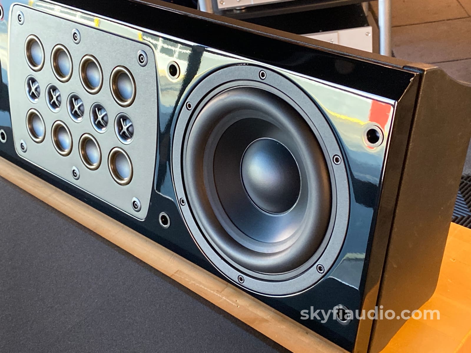 Mcintosh Xcs200 Center Channel Speaker - Big Sound With 600 Watt Power-Handling Speakers