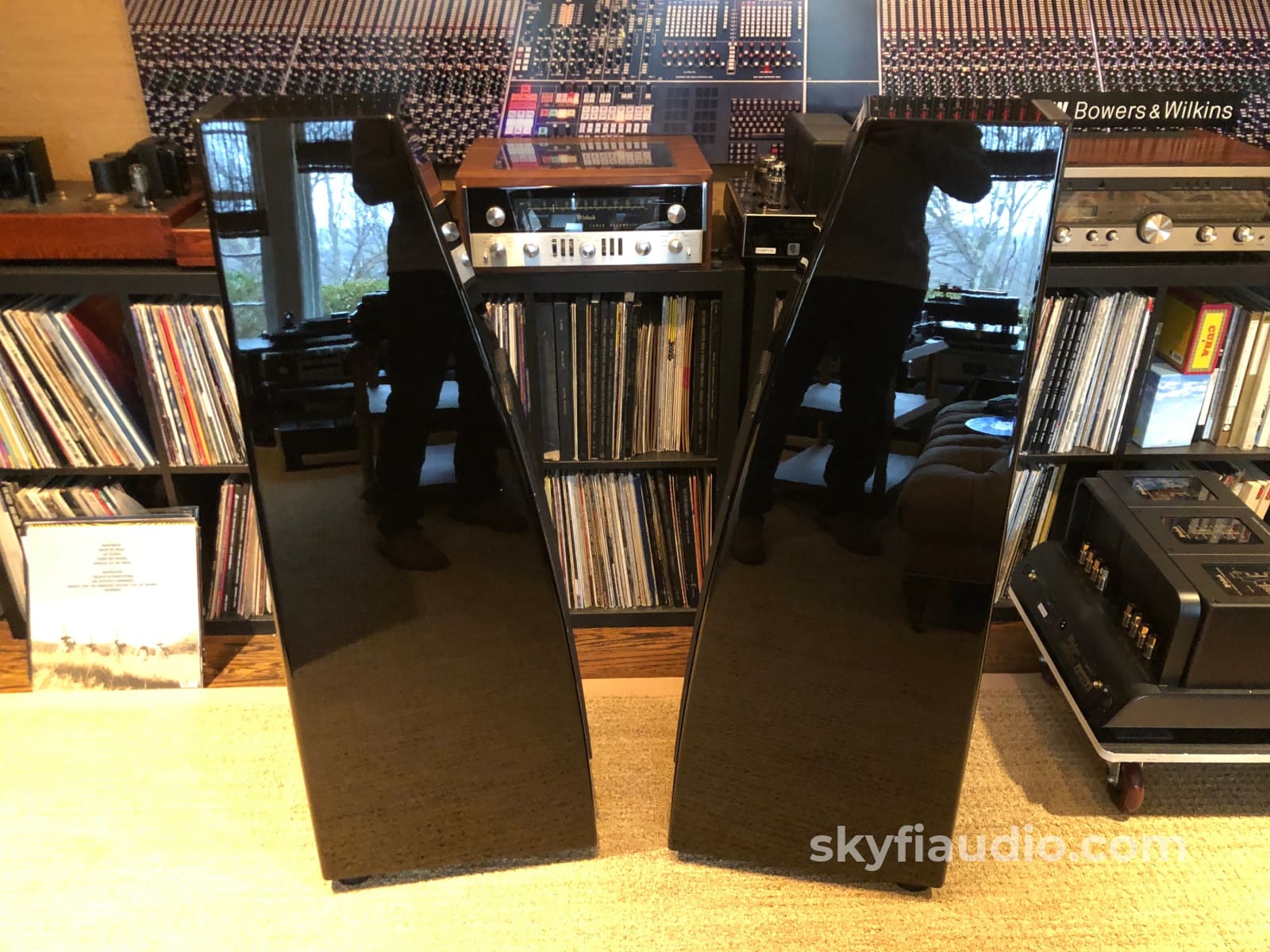 Meridian Dsp7200Se Digital Signal Processing Loudspeaker System Speakers