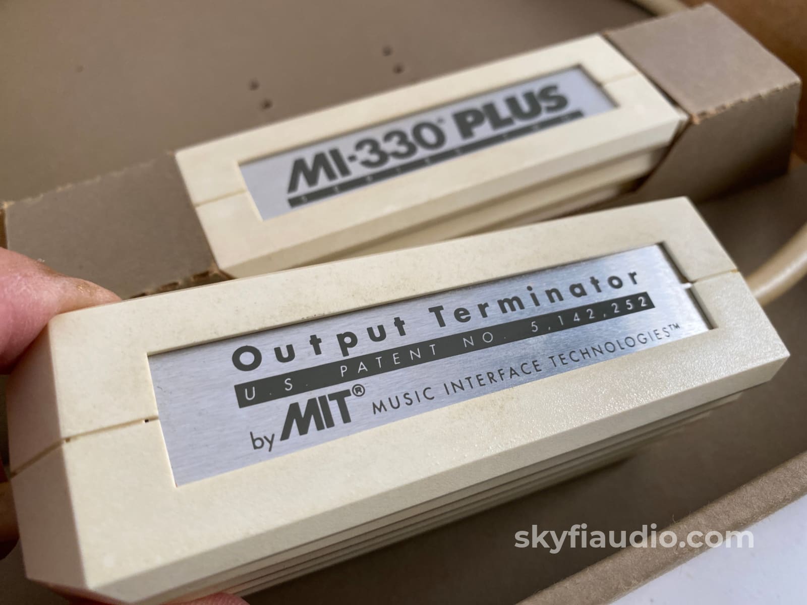 Mit Mi-330 Plus Series Two Vintage Audio Rca Cables - 1M