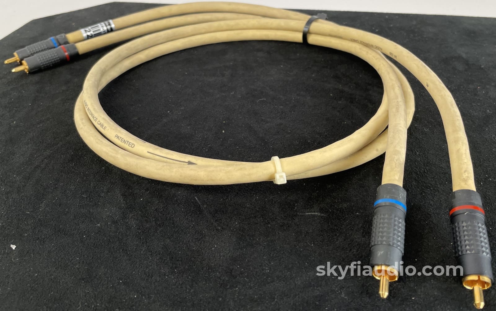 Mit (Music Interface Technologies) Mi-330 Rca Cable - 1M Cables