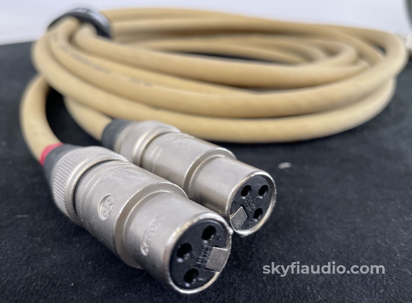 Mit (Music Interface Technologies) Mi-330 Xlr Audio Cable - Vintage Gold 2M Cables