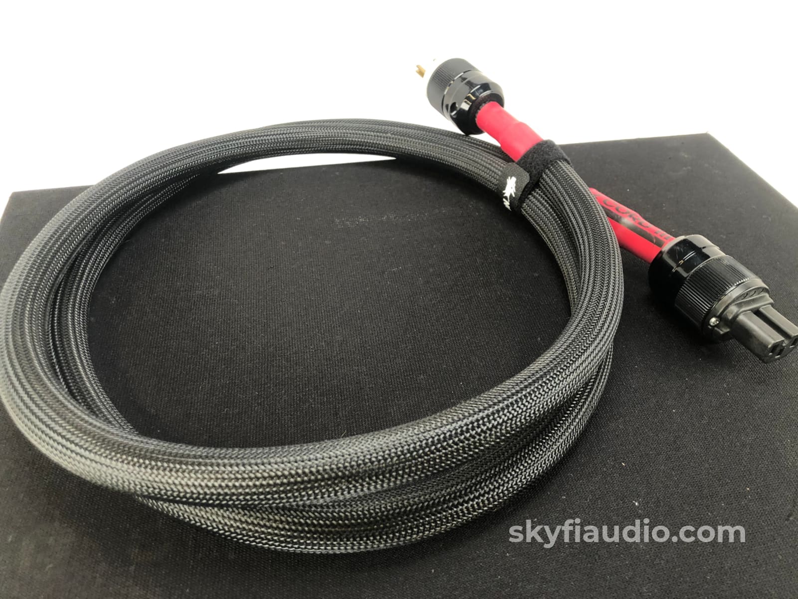 Mit (Music Interface Technologies) Z Cord Iii Power Cable - 2M Cables