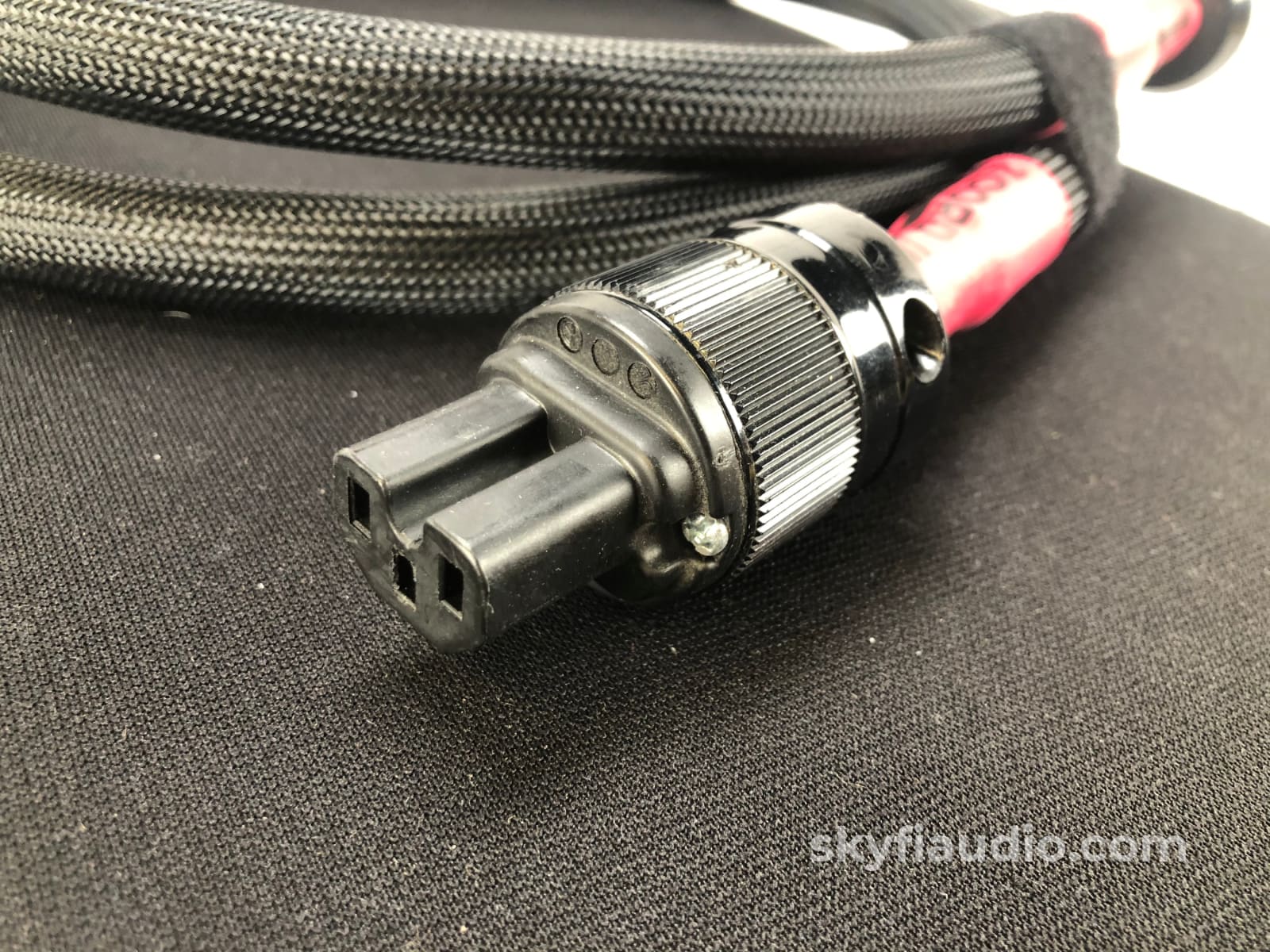 Mit (Music Interface Technologies) Z Cord Iii Power Cable - 2M Cables