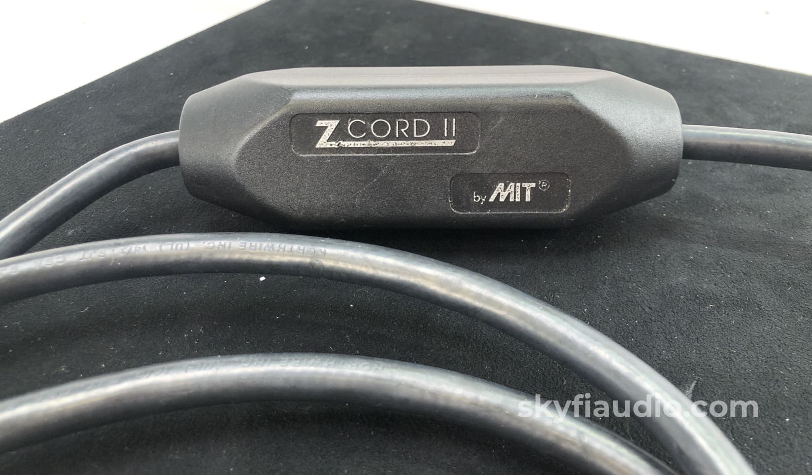 Mit (Music Interface Technologies) Zcord Ii Power Cable - 2M Cables