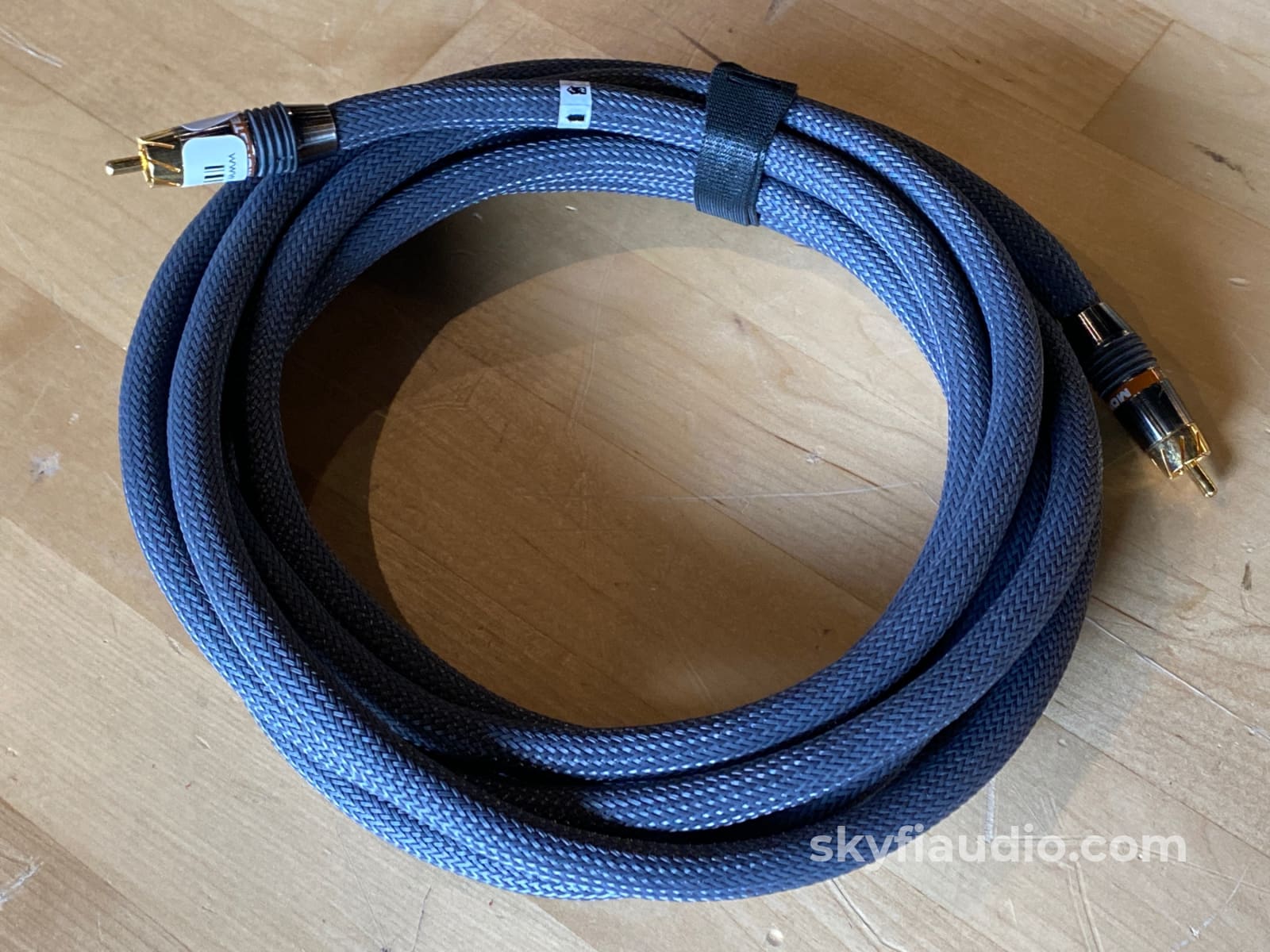 Monster Cable M-850I Subwoofer Single Rca 12 Cables