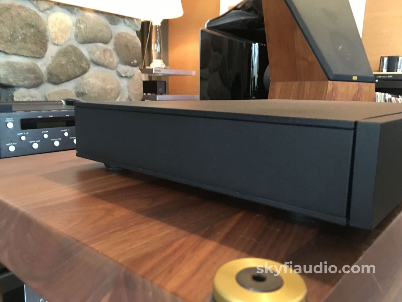 Naim Audio Nap-V175 3-Channel Solid State Amplifier - Rare And Made In The Uk (B)