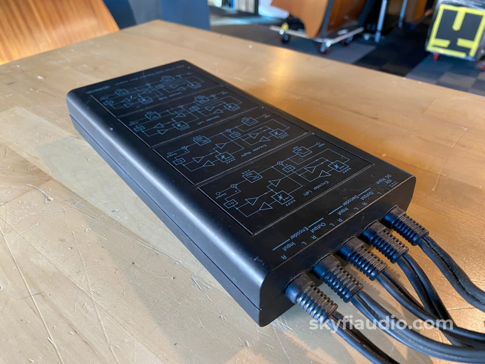 Nakamichi Nr-100 External Dolby C-Type Noise Reduction Processor - For 1000Zxl More Accessory