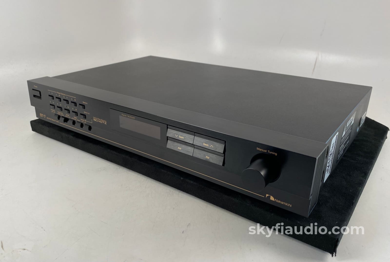 Nakamichi St-7 Vintage Fm Digital Synthesis Tuner