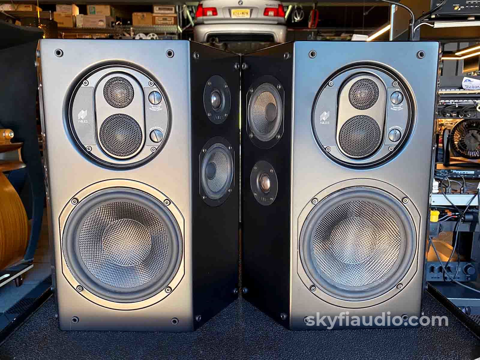 Niles Stagefront Pro770Fx - Surround Or Side Speakers