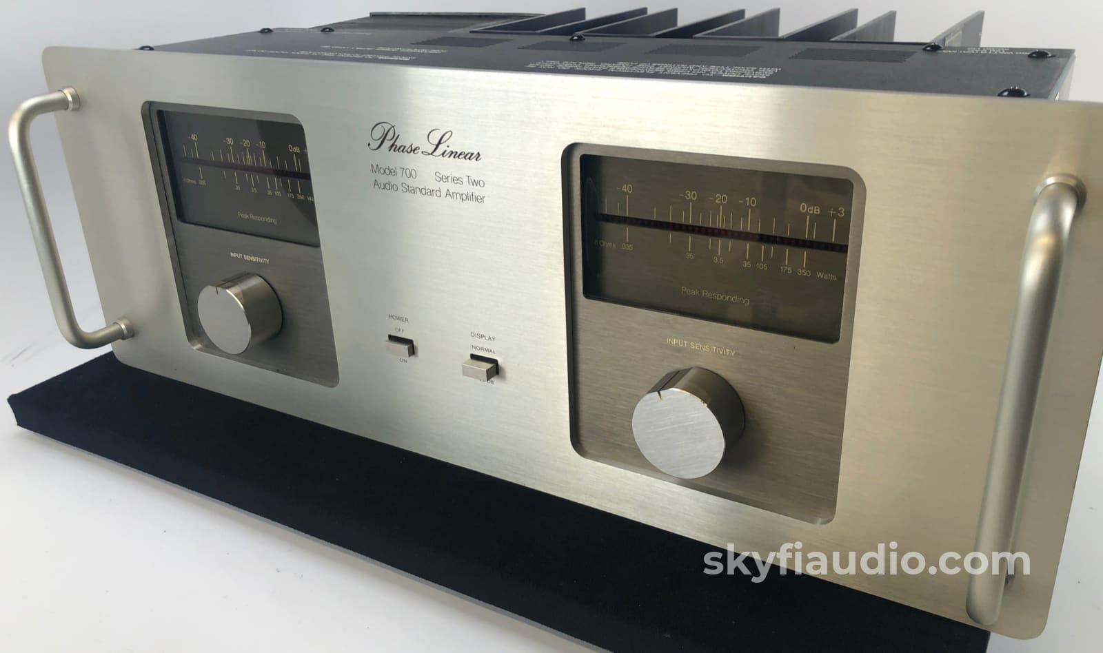 Phase Linear 700 Series II Amplifier - Incredibly Powerful