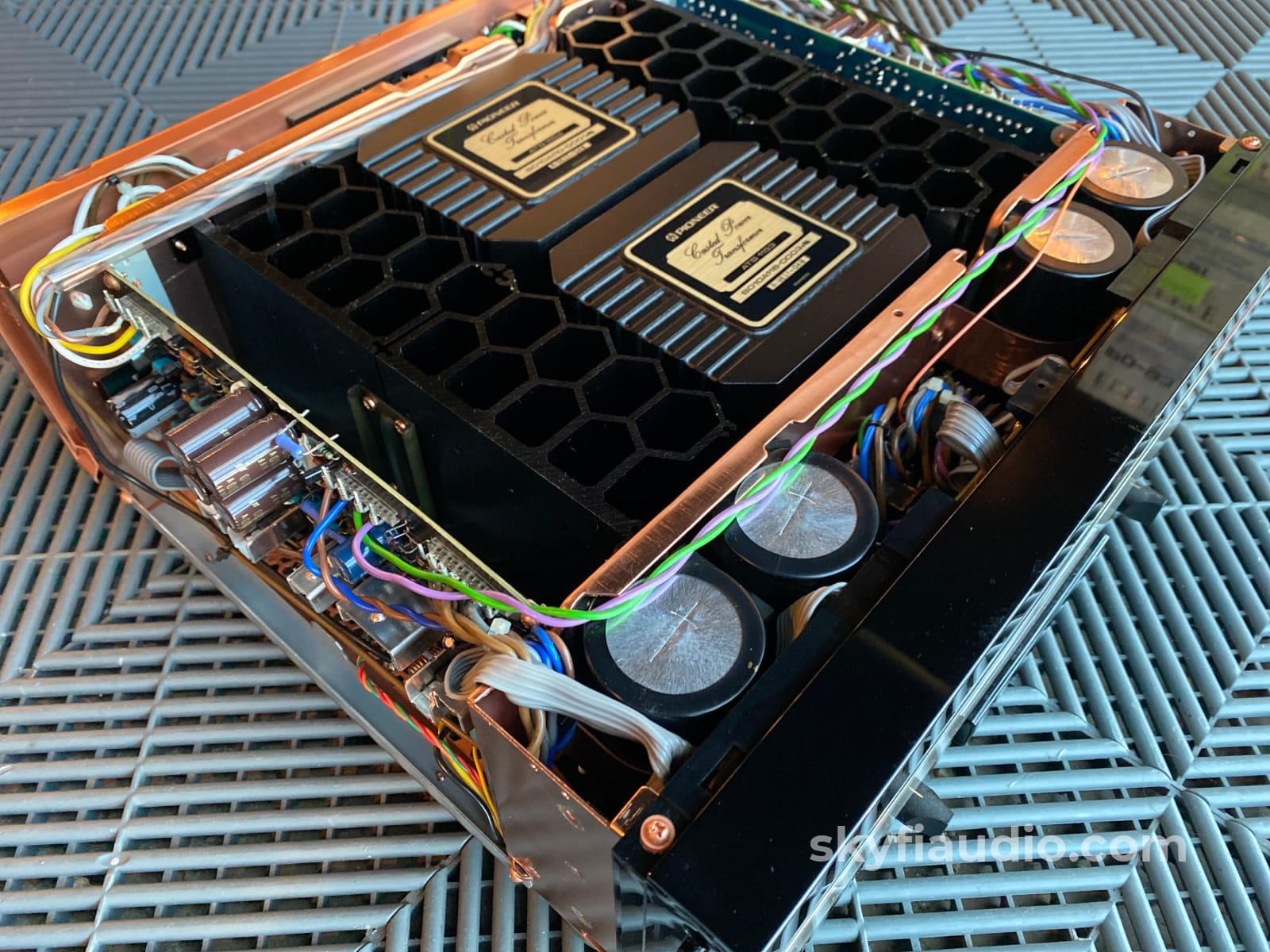 Pioneer Elite Vintage M-91 200W Amplifier - New Old Stock!