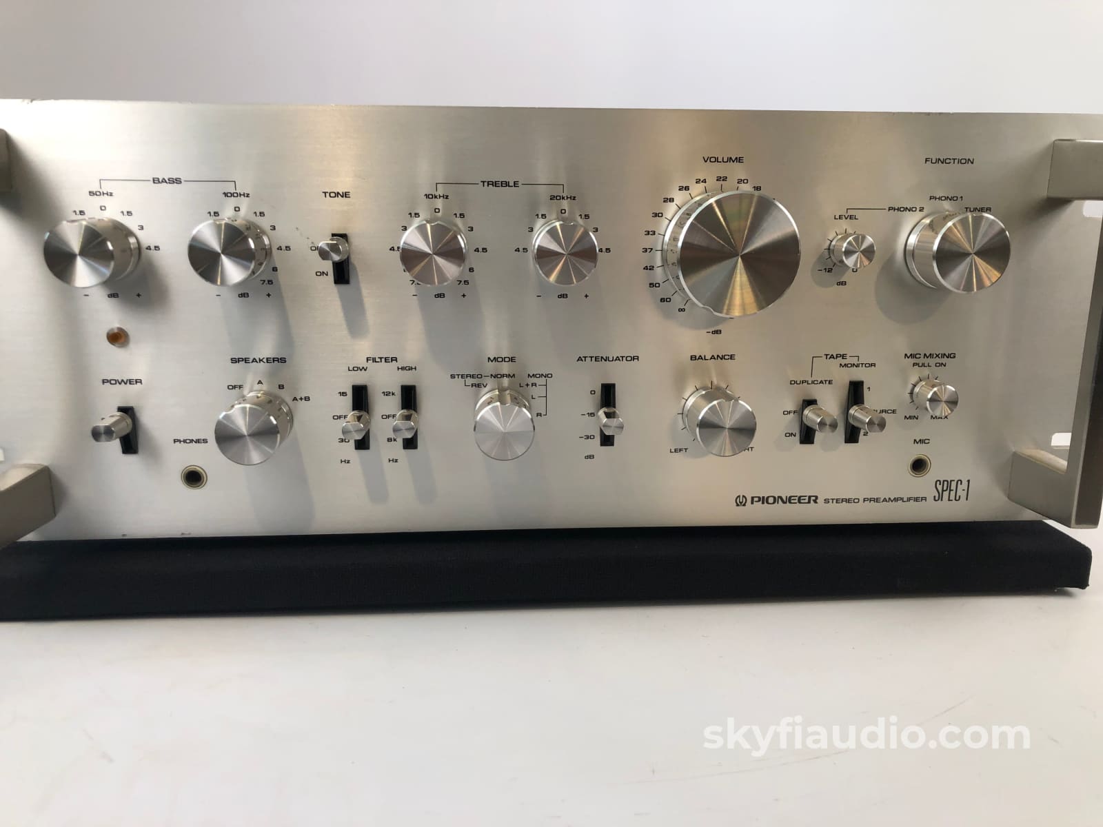 Pioneer Spec-1 Vintage Solid State Stereo Preamp With Phono - 110V/220V Version (A) Preamplifier