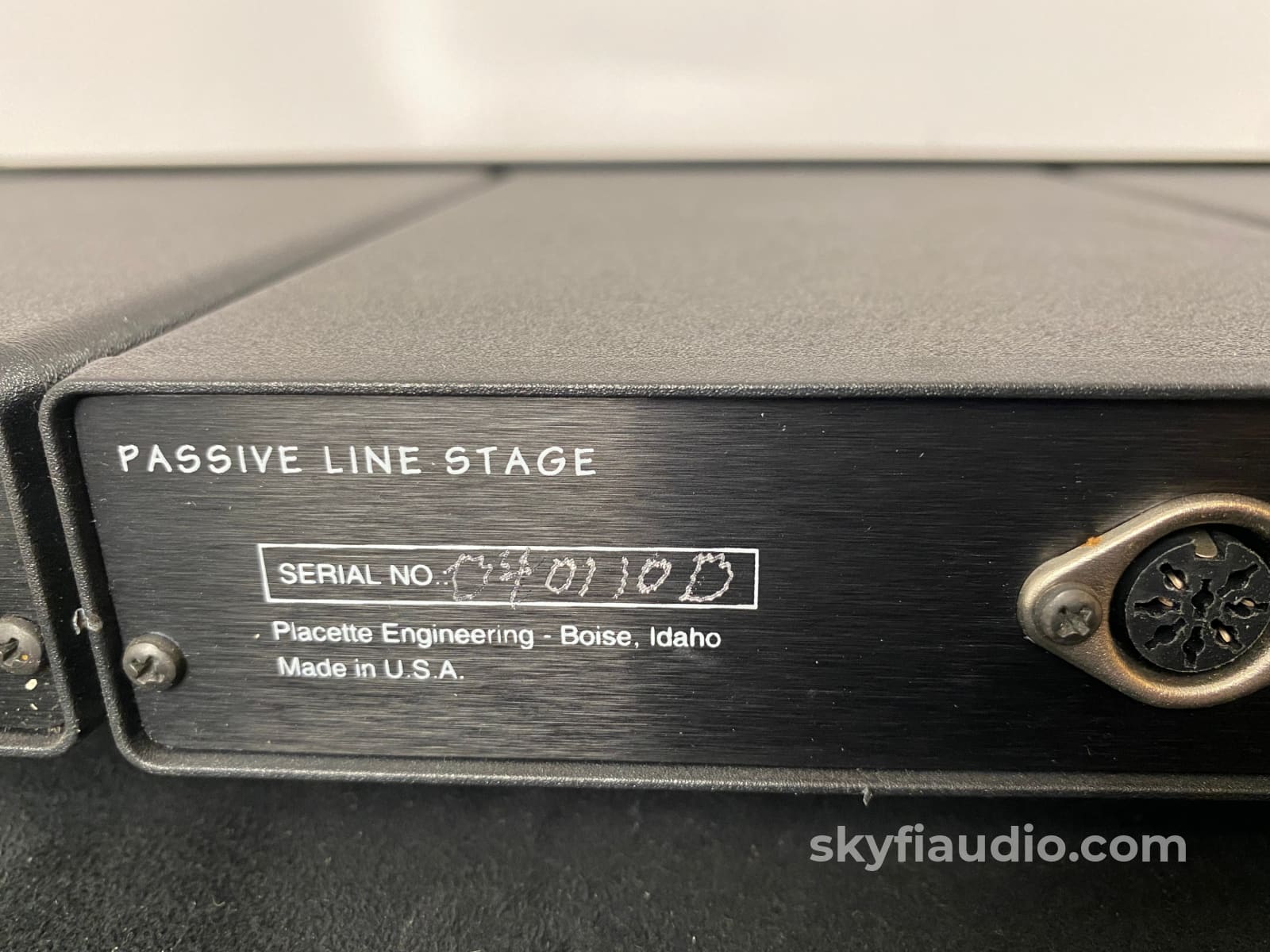 Placette Audio Passive Line Stage - Relay Controlled Stepped Attenuator / Selector Preamplifier
