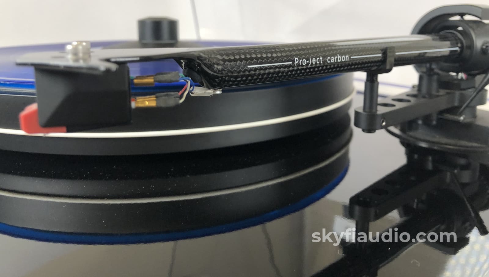 Pro-Ject 2 Xperience Turntable W/New Sumiko Cartridge And Carbon Cc9 Tonearm