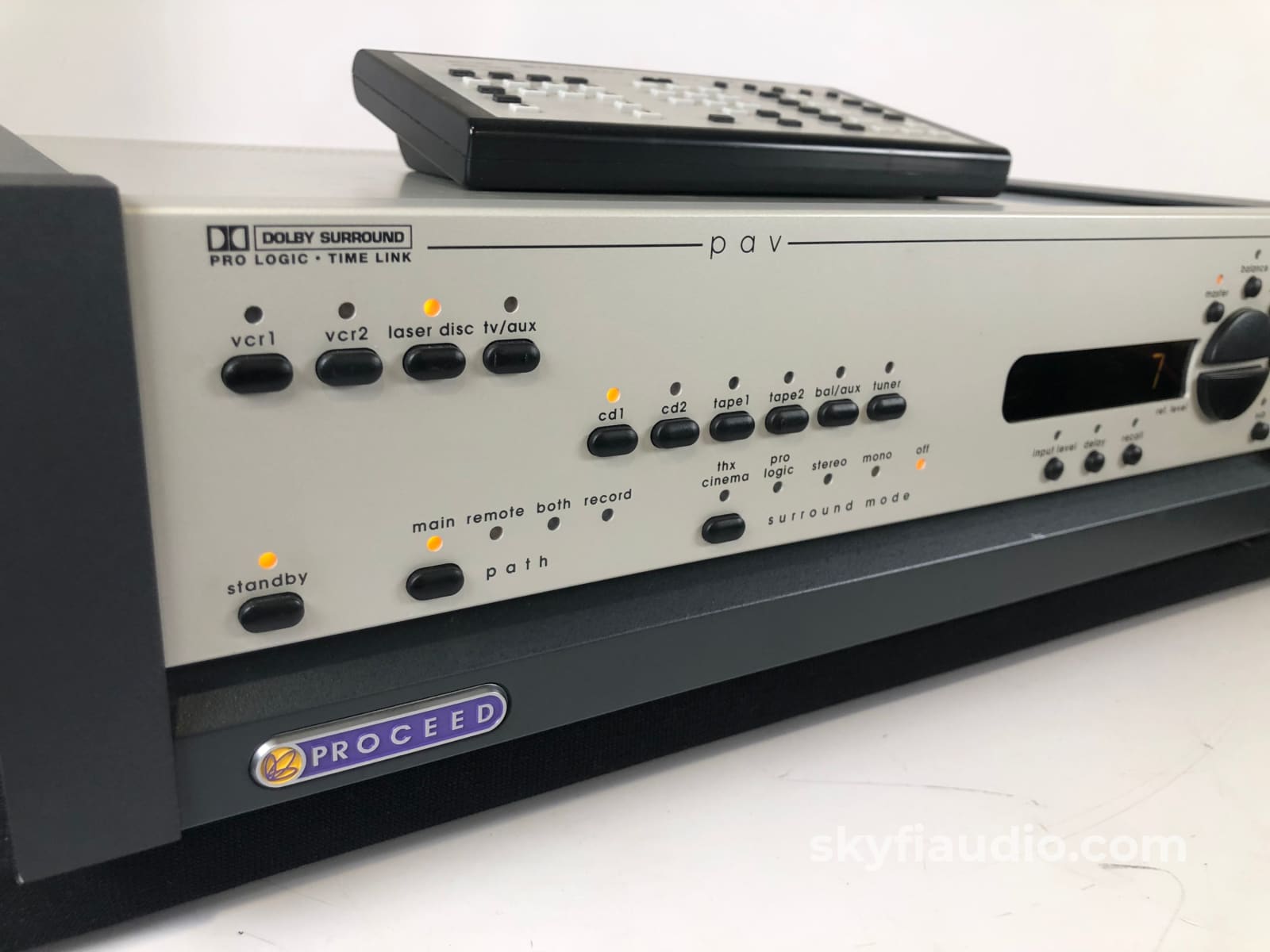 Proceed By Mark Levinson Pav Theater Processor / Stereo Preamp Preamplifier