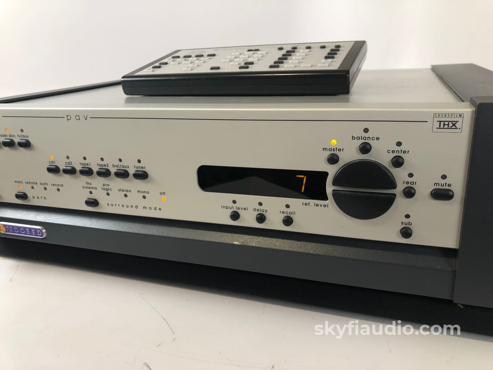 Proceed By Mark Levinson Pav Theater Processor / Stereo Preamp Preamplifier