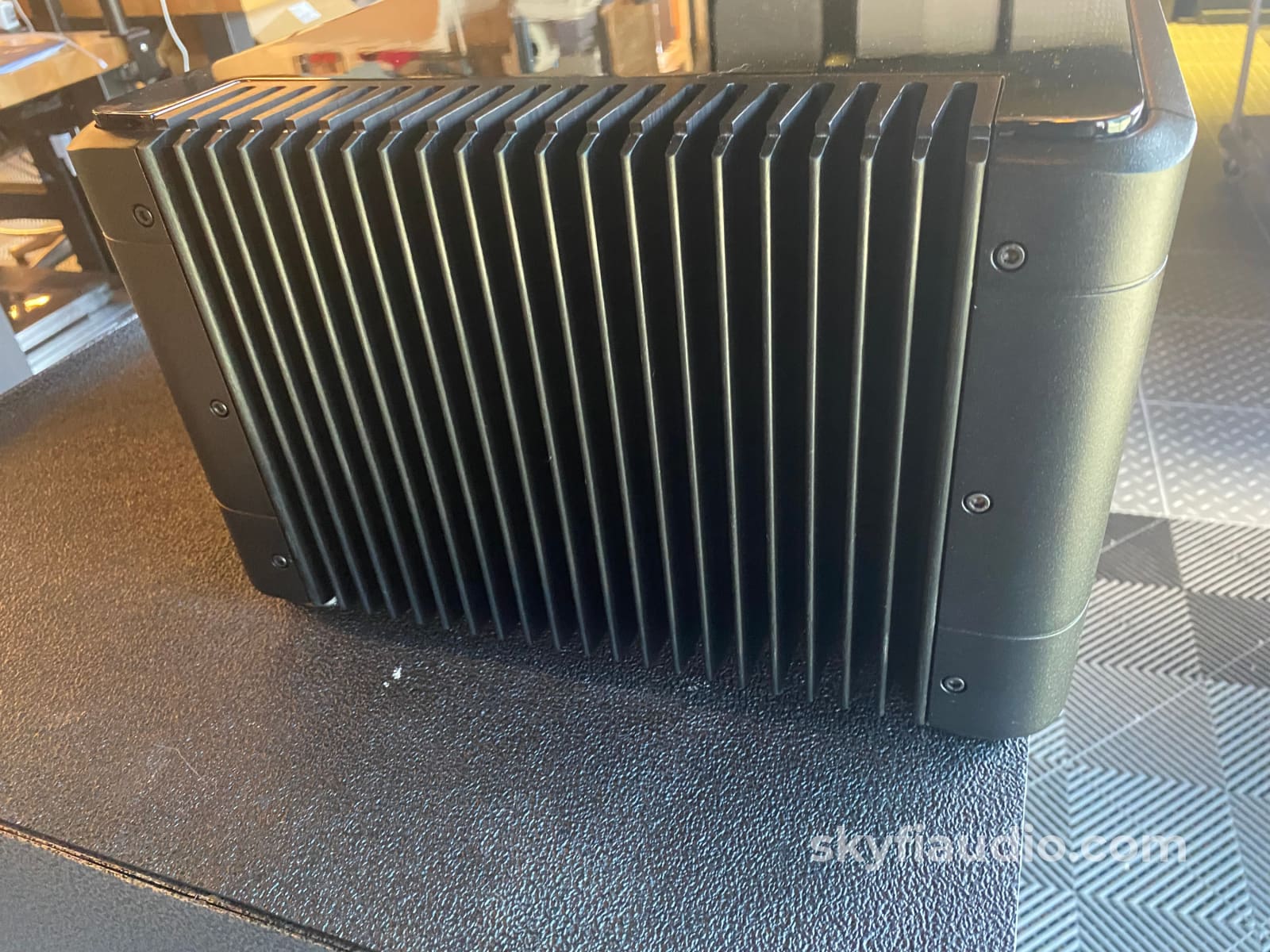 Ps Audio Bhk Signature 250 Hybrid Tube Power Amplifier