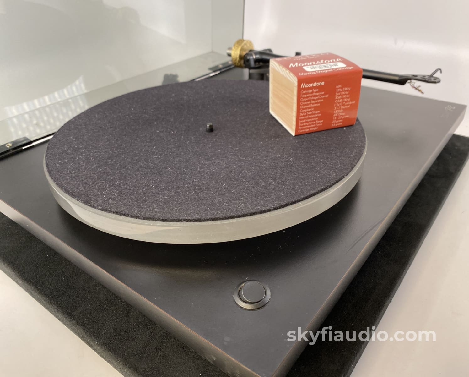 Rega Planar 2 (P2) Turntable With New Sumiko Cartridge And Upgrades