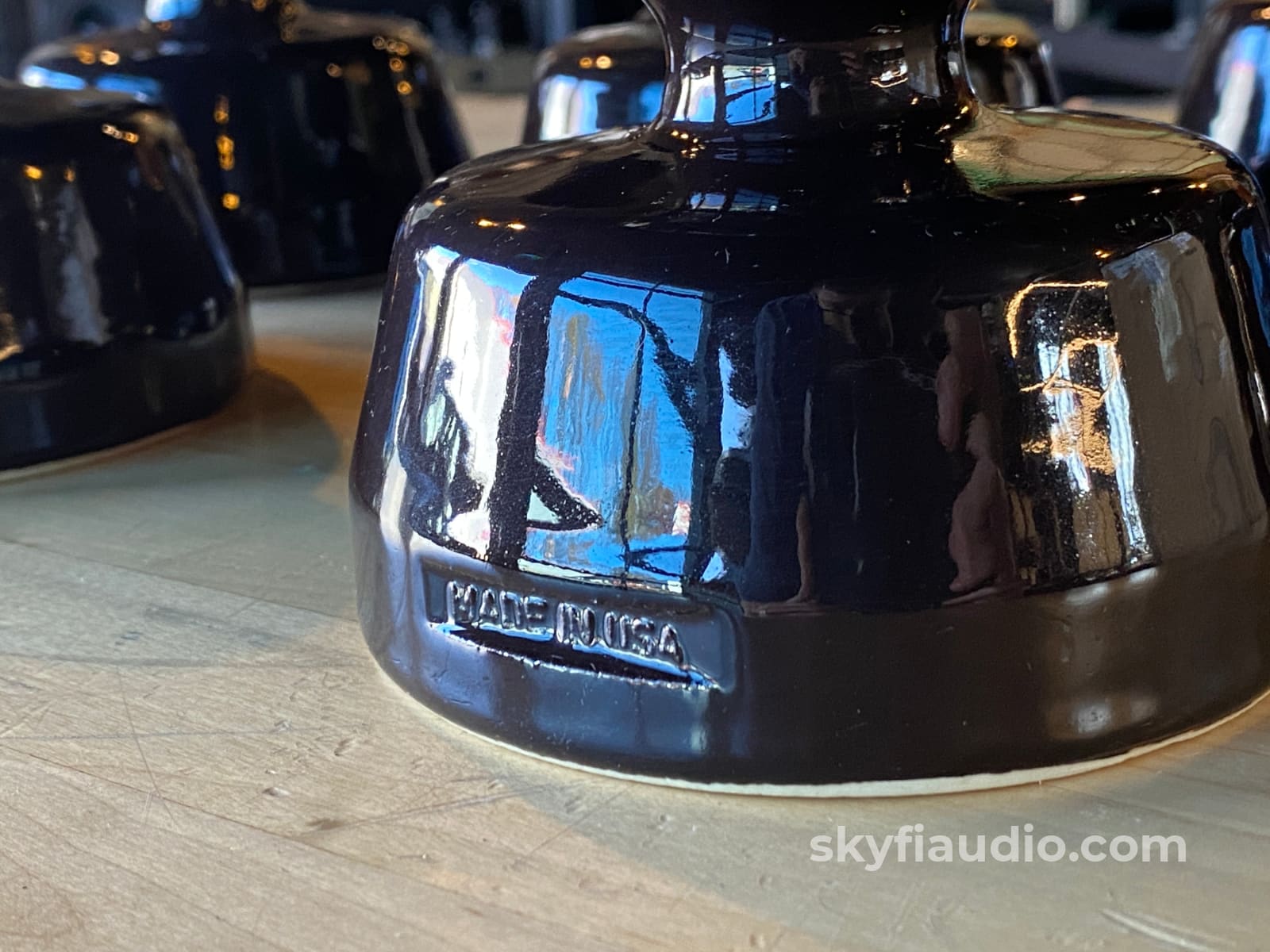 Rightway Audio Speaker Cable Elevator (Each) Accessory