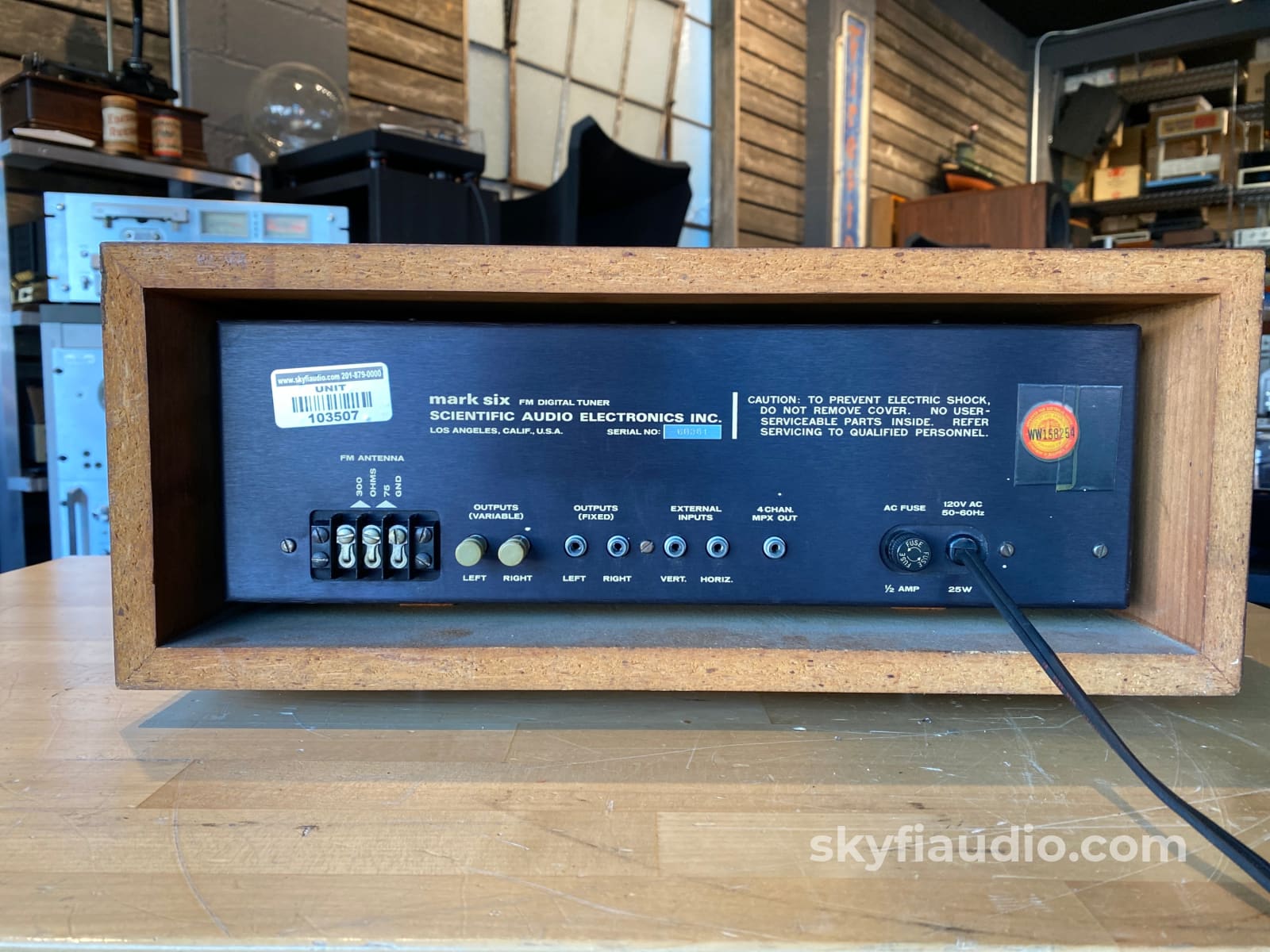 Sae 4 Piece Vintage System In Wood Cabinets - Wow!