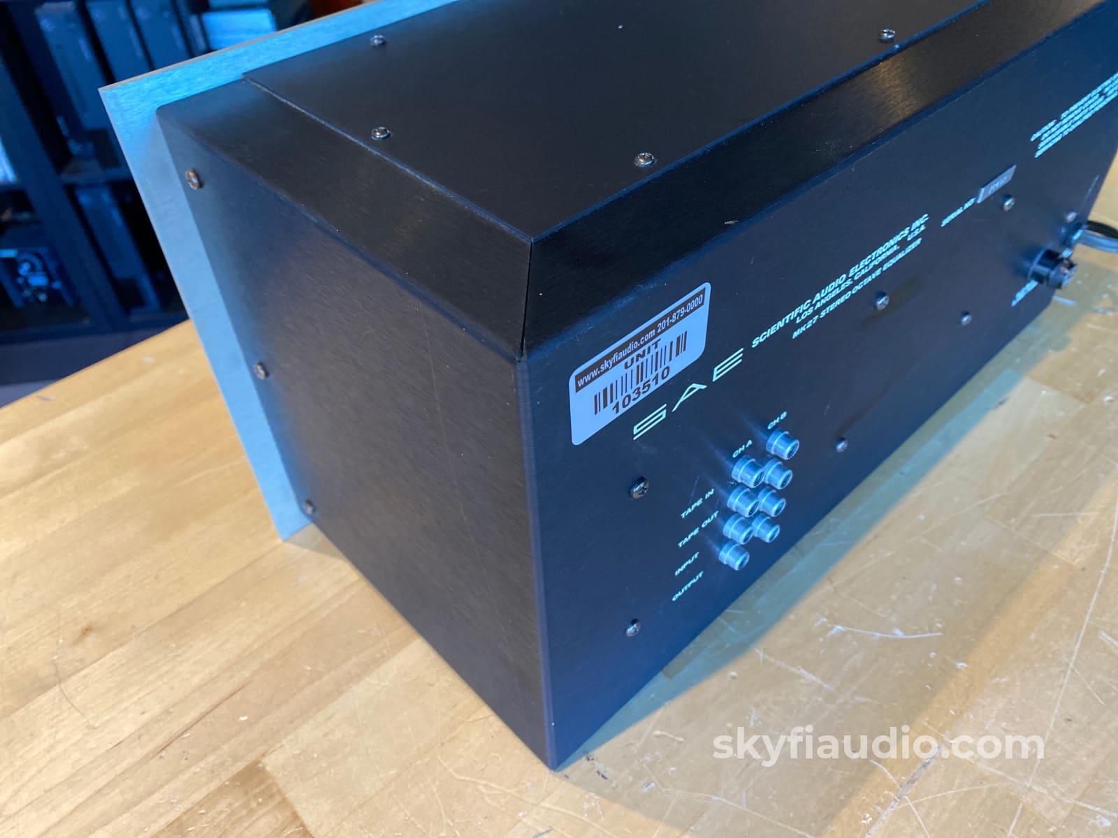 Sae 4 Piece Vintage System In Wood Cabinets - Wow!