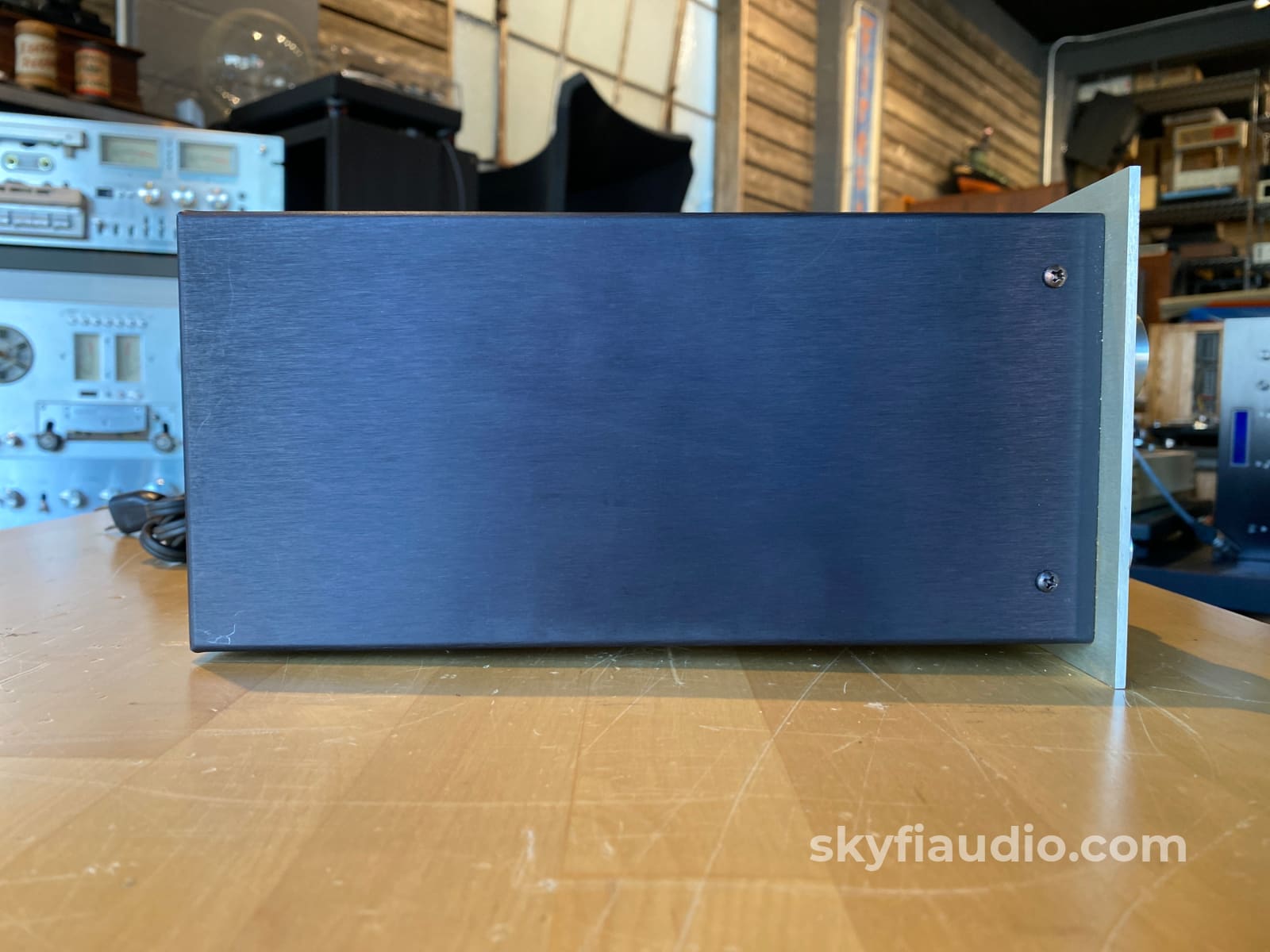 Sae 4 Piece Vintage System In Wood Cabinets - Wow!