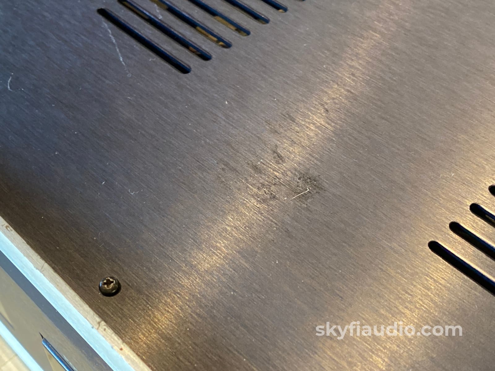 Sae 4 Piece Vintage System In Wood Cabinets - Wow!