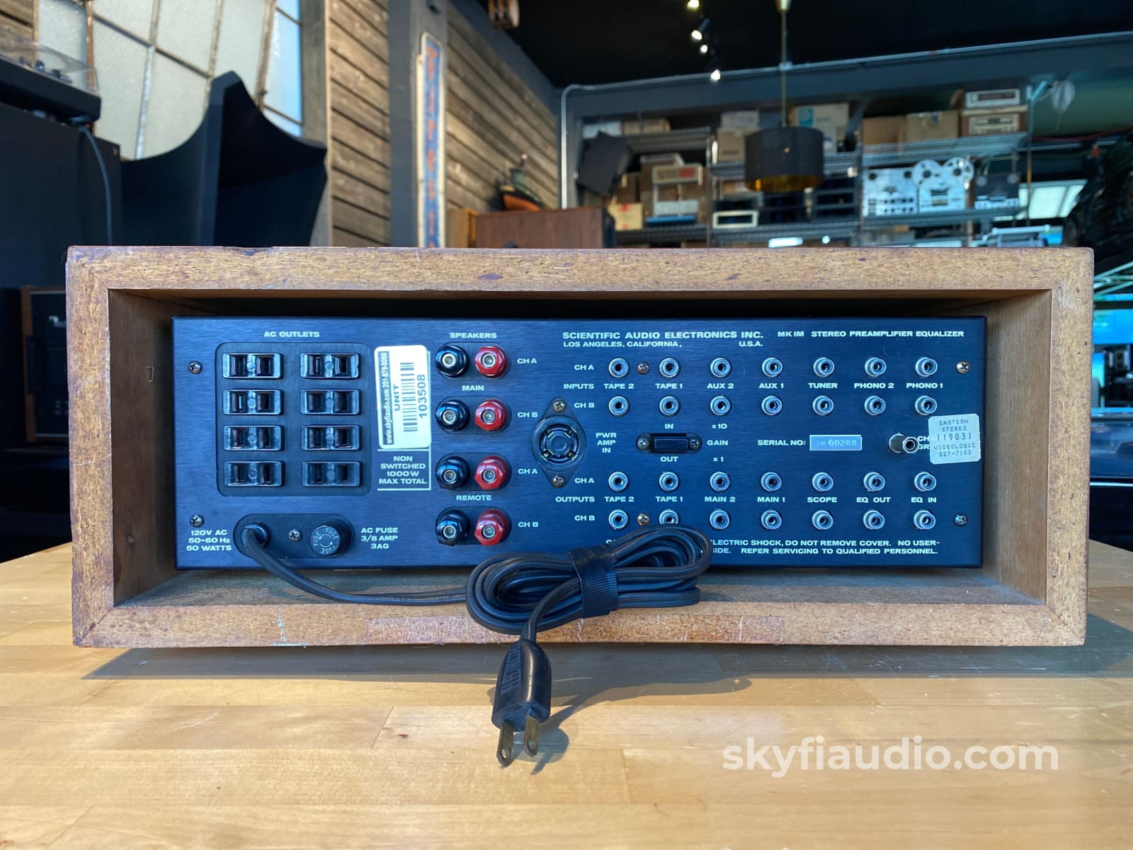 Sae 4 Piece Vintage System In Wood Cabinets - Wow!