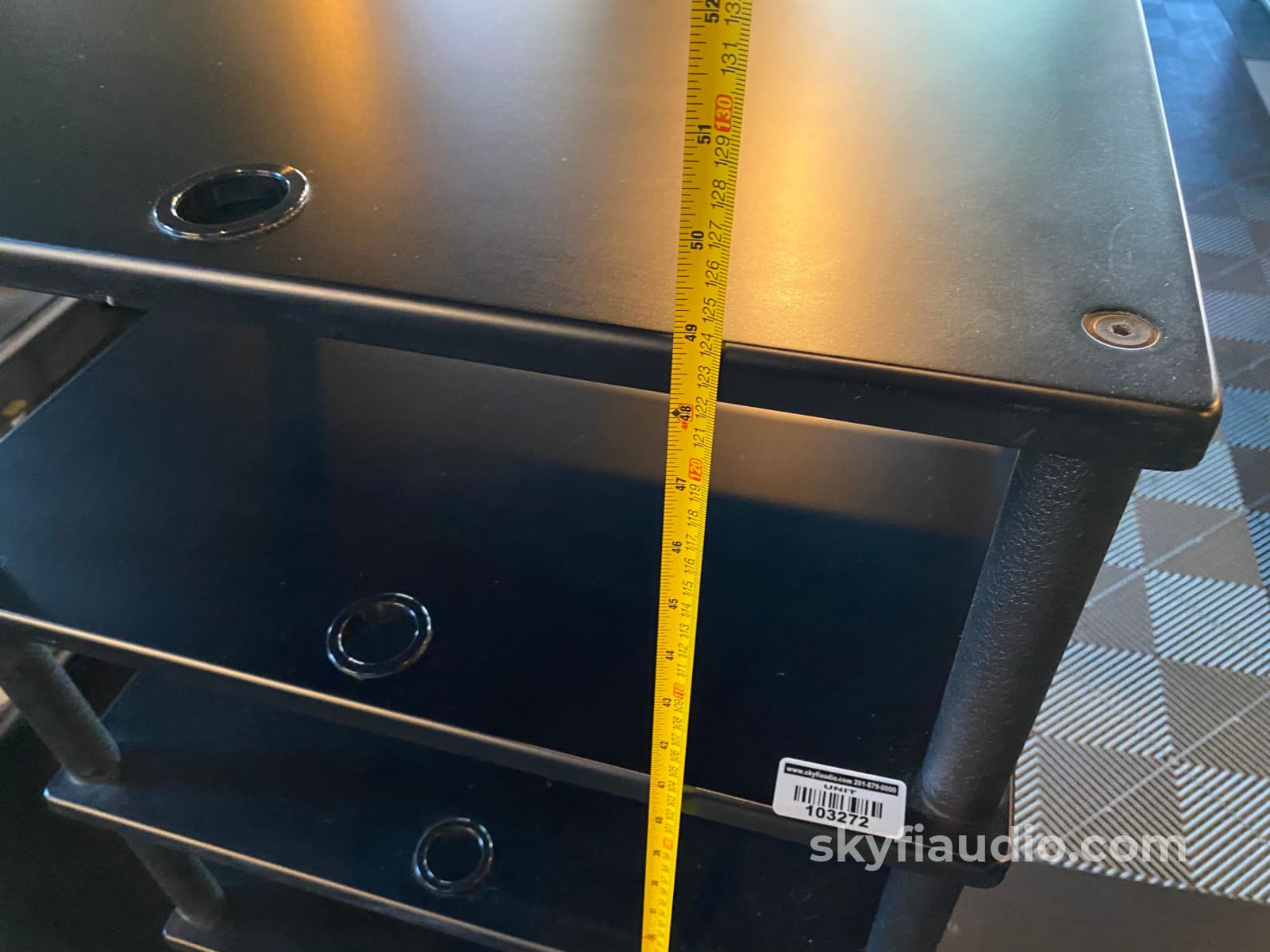 Sanus Euro Audio Furniture System 6 Shelves With 2 Amplifier Stands Accessory