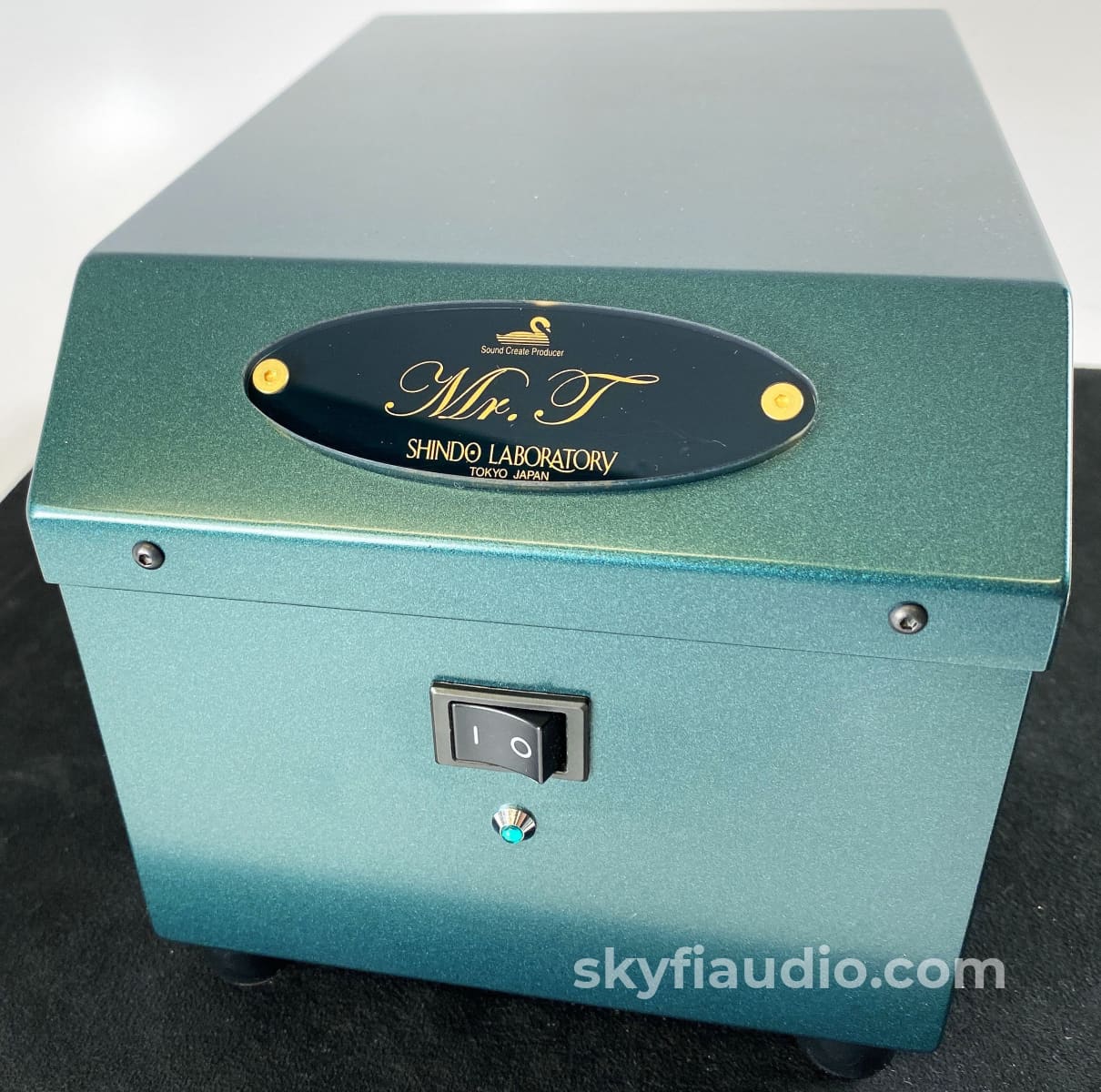 Shindo Laboratory Mr. T Power Conditioner