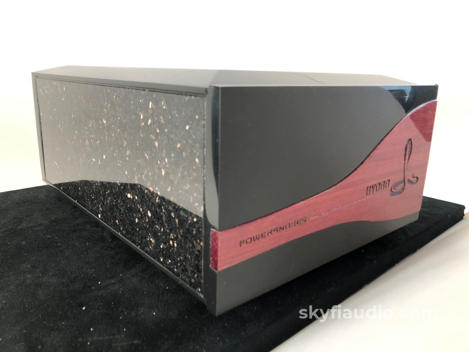 Shunyata Hydra Power Conditioner - The Original Solid Wood And Marble Version!