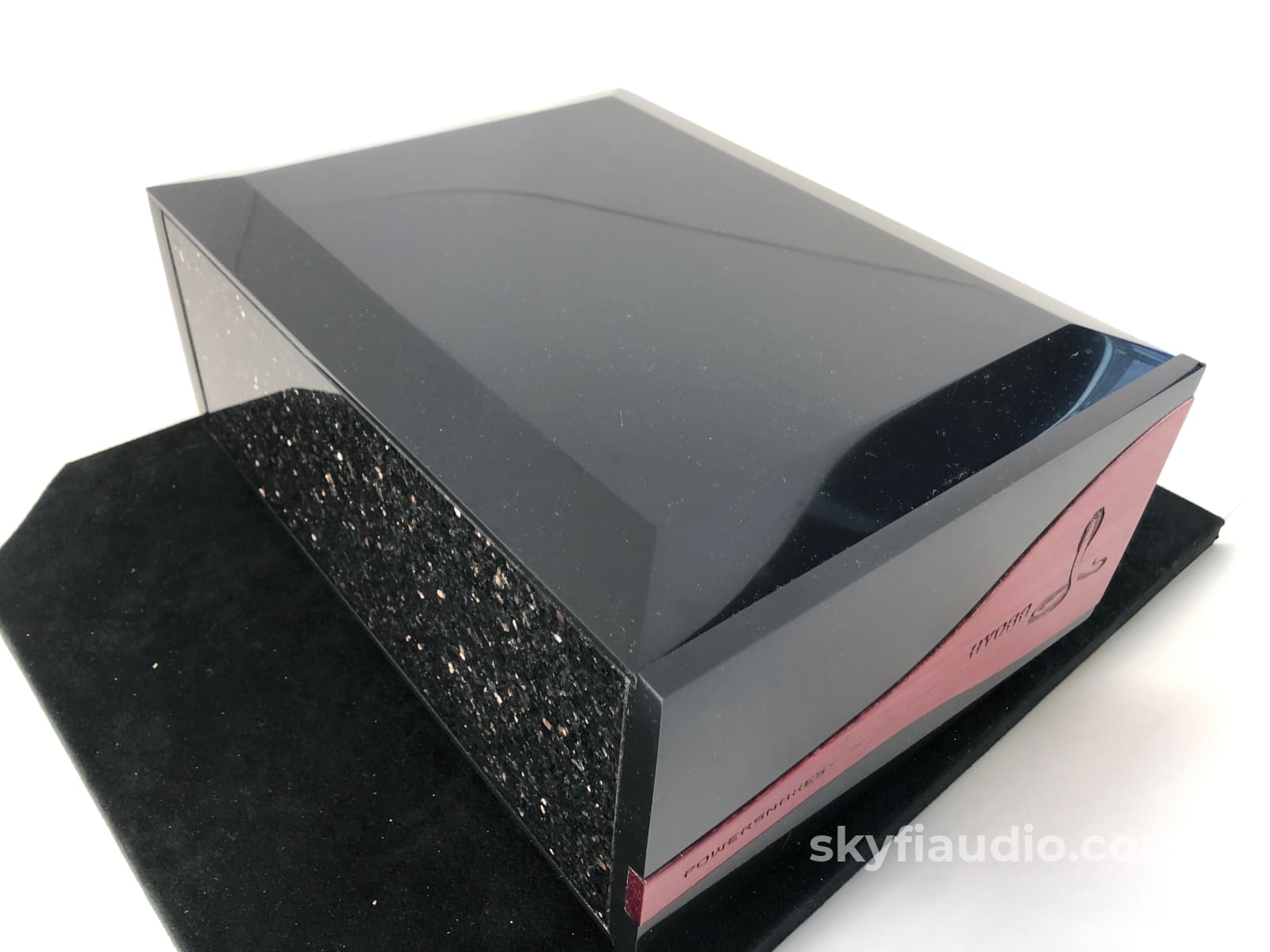 Shunyata Hydra Power Conditioner - The Original Solid Wood And Marble Version!