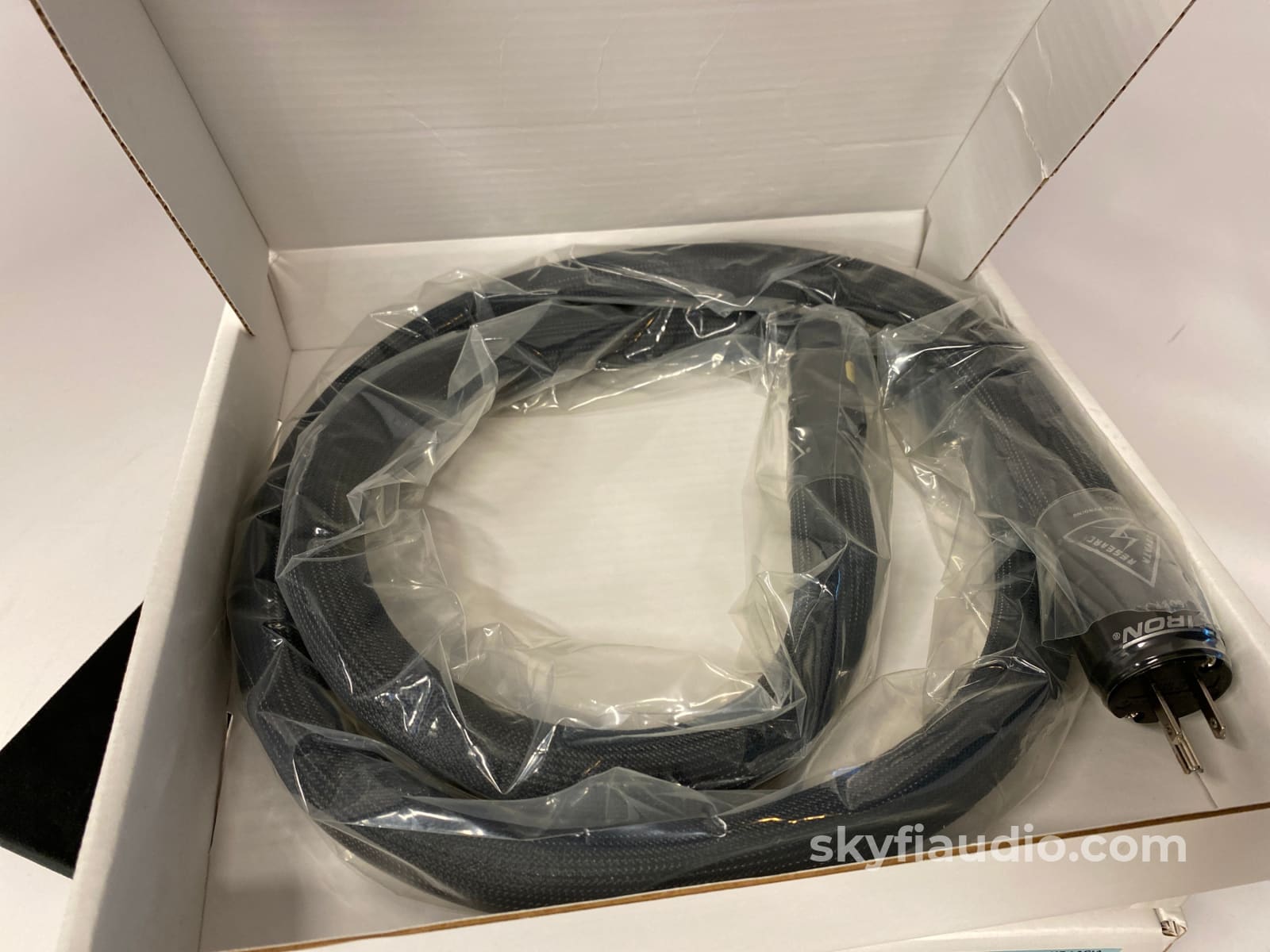 Shunyata Research - Cobra Zi-Tron C19 Power Cord With 20A Plug 1.75M Cables