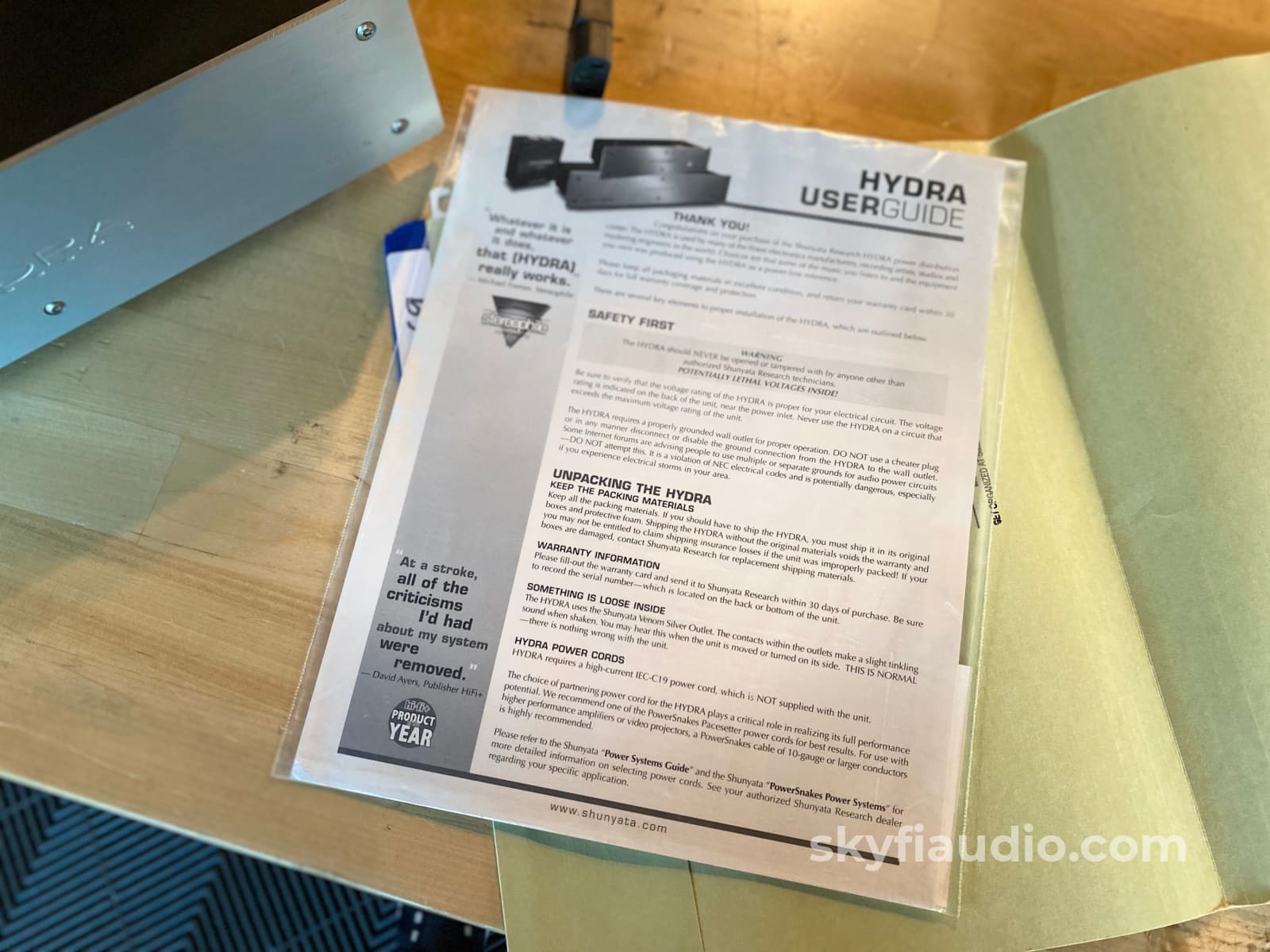 Shunyata Research Hydra Model-4 Power Conditioner W/ 6Ft Diamondback Cable