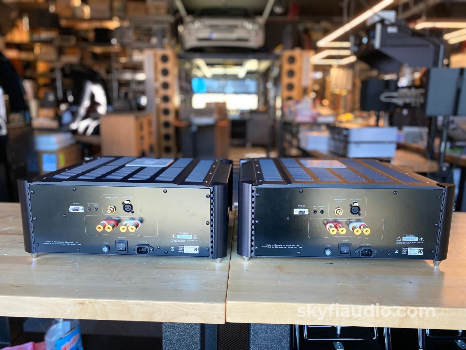 Simaudio 880M Mono Flagship Power Amplifiers - Tested At 1000W Amplifier