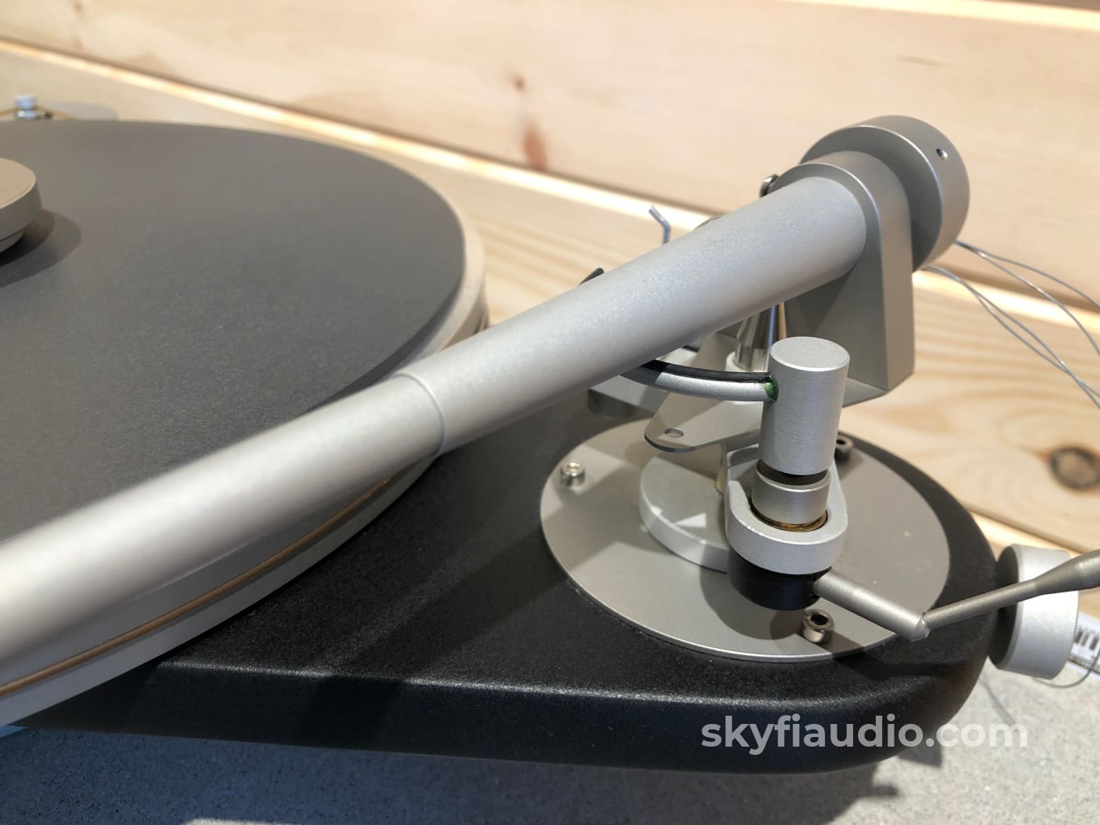 Simon Yorke Designs Model 10 Turntable With Two Tonearms + Wands Upgrades