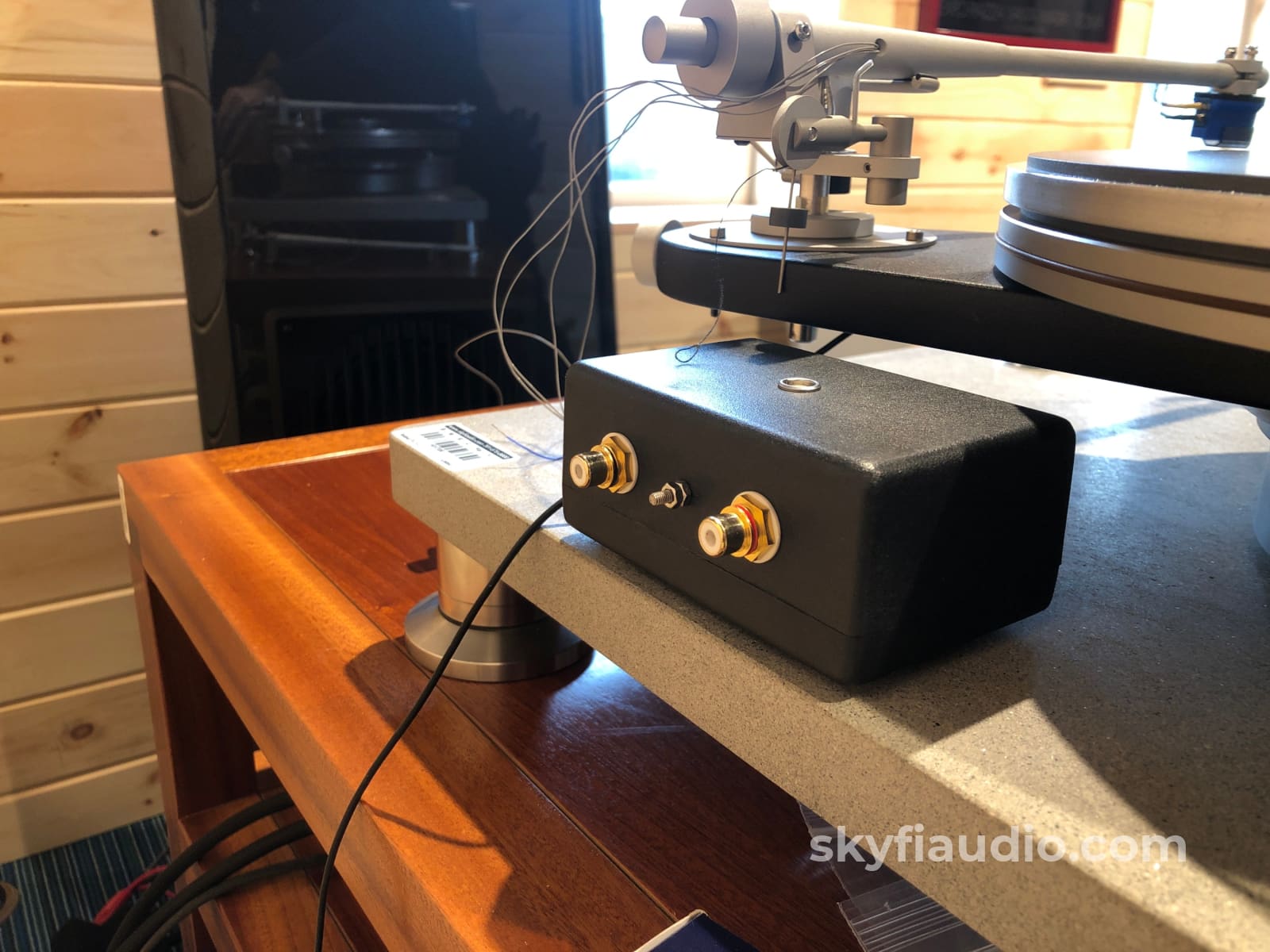 Simon Yorke Designs Model 10 Turntable With Two Tonearms + Wands Upgrades