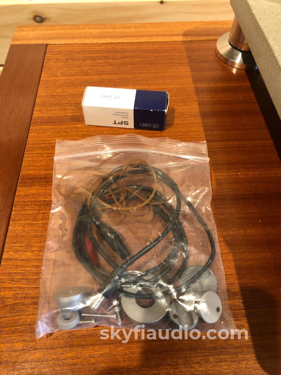 Simon Yorke Designs Model 10 Turntable With Two Tonearms + Wands Upgrades