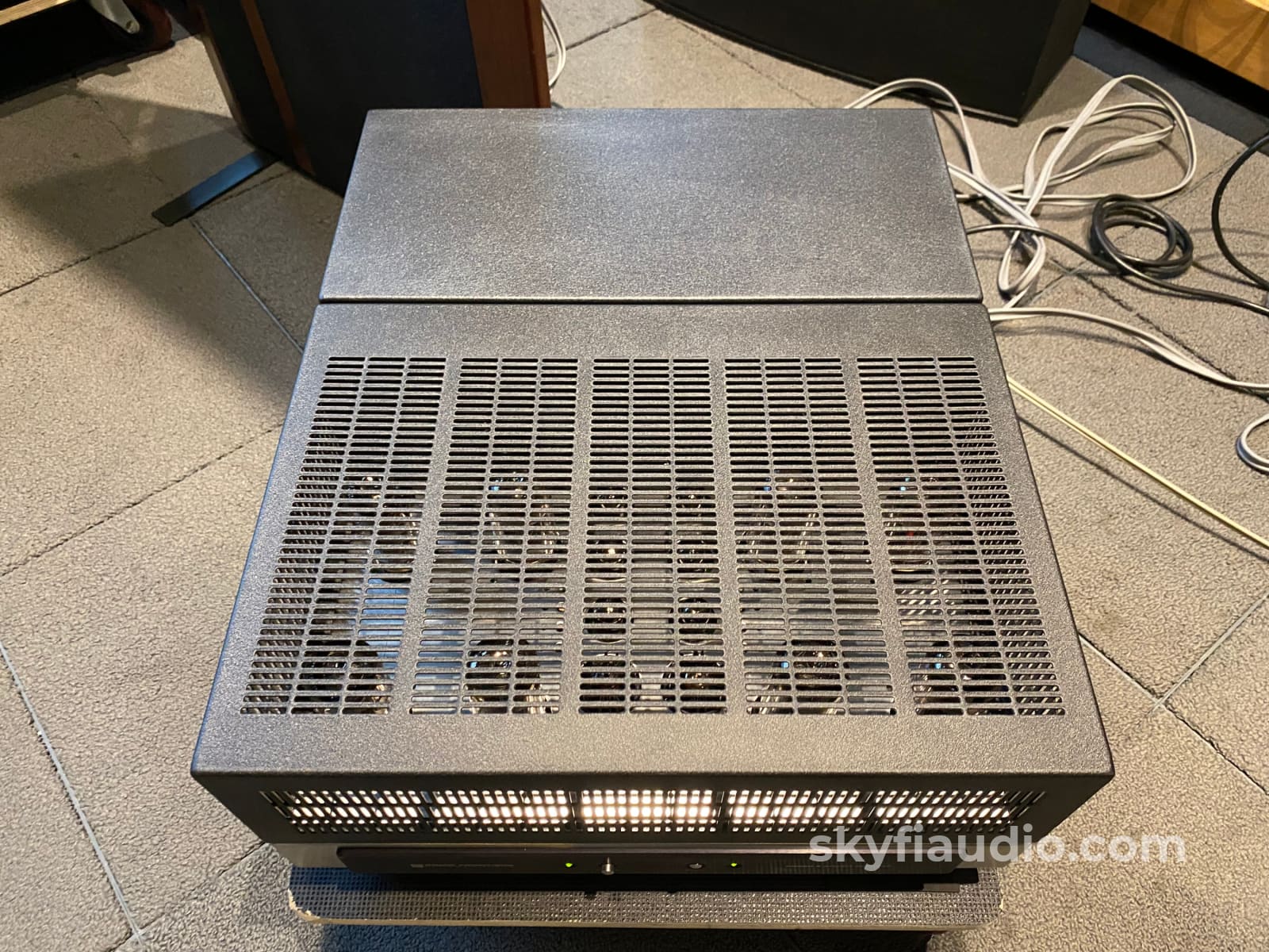 Sonic Frontiers Model Power 2 All Tube Amplifier Amazing Musicality