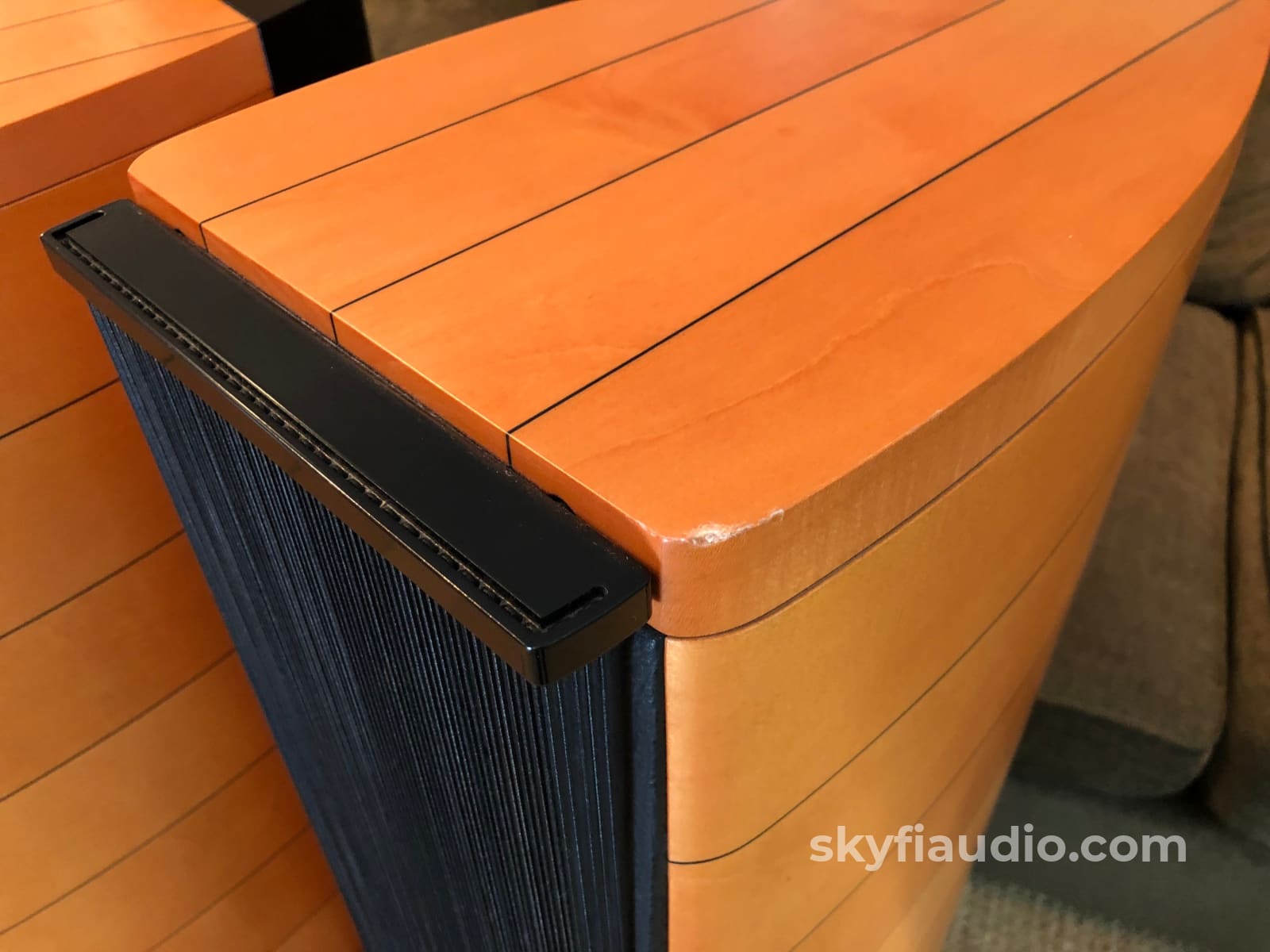 Sonus Faber Cremona Speakers - Made In Italy