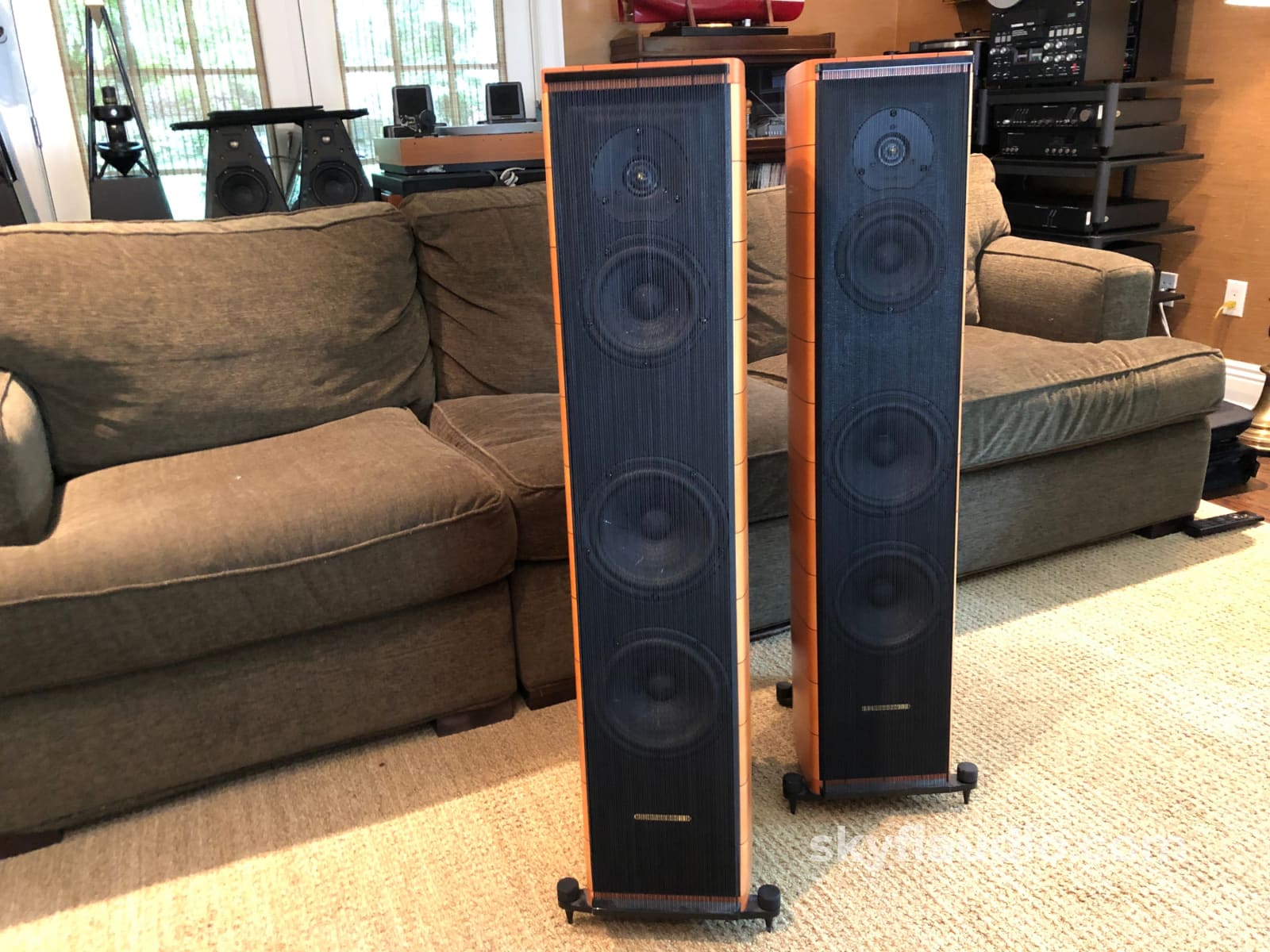 Sonus Faber Cremona Speakers - Made In Italy