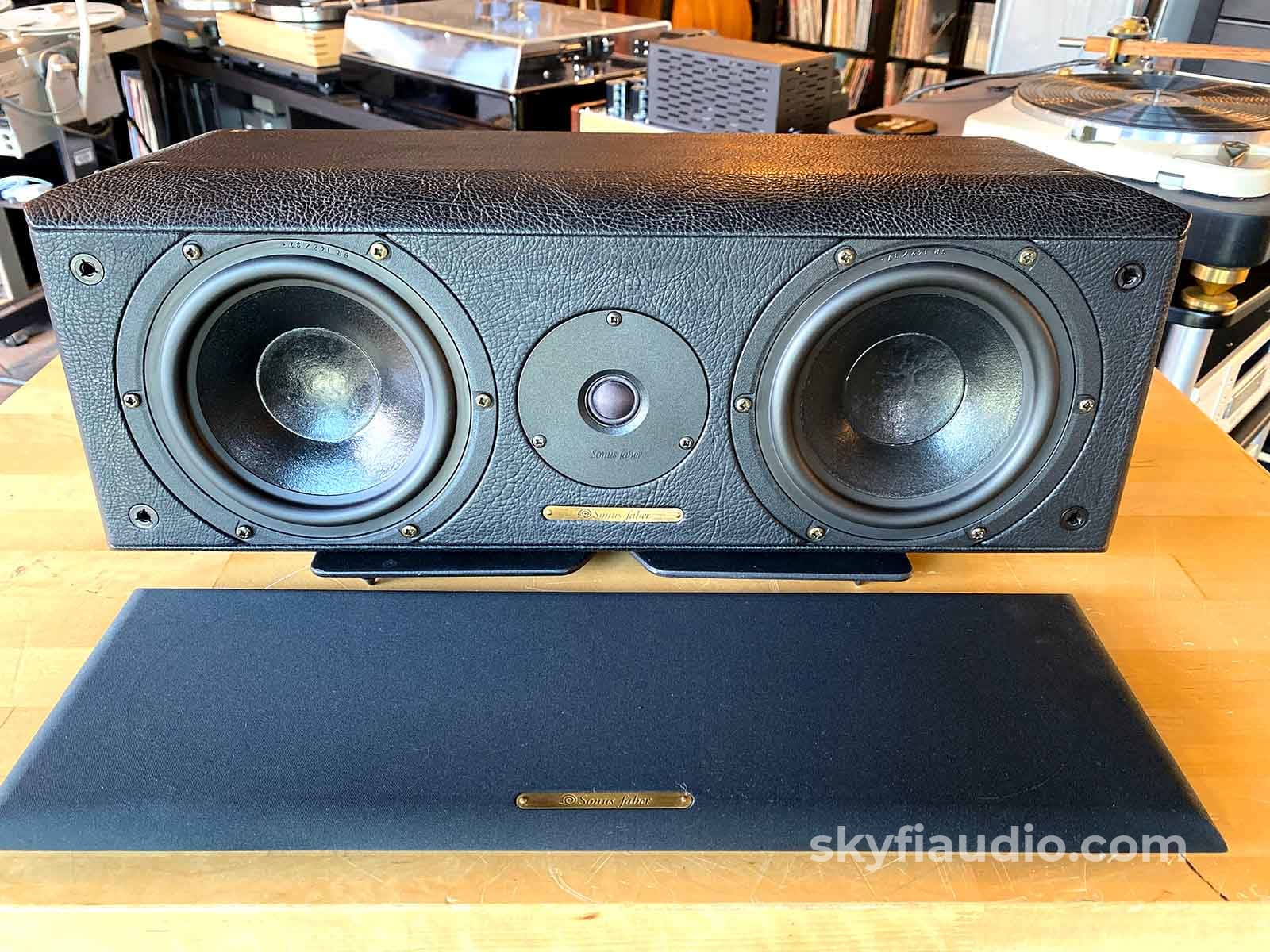 Sonus Faber Solo Center Channel Speaker W/ Tilt Stand Speakers
