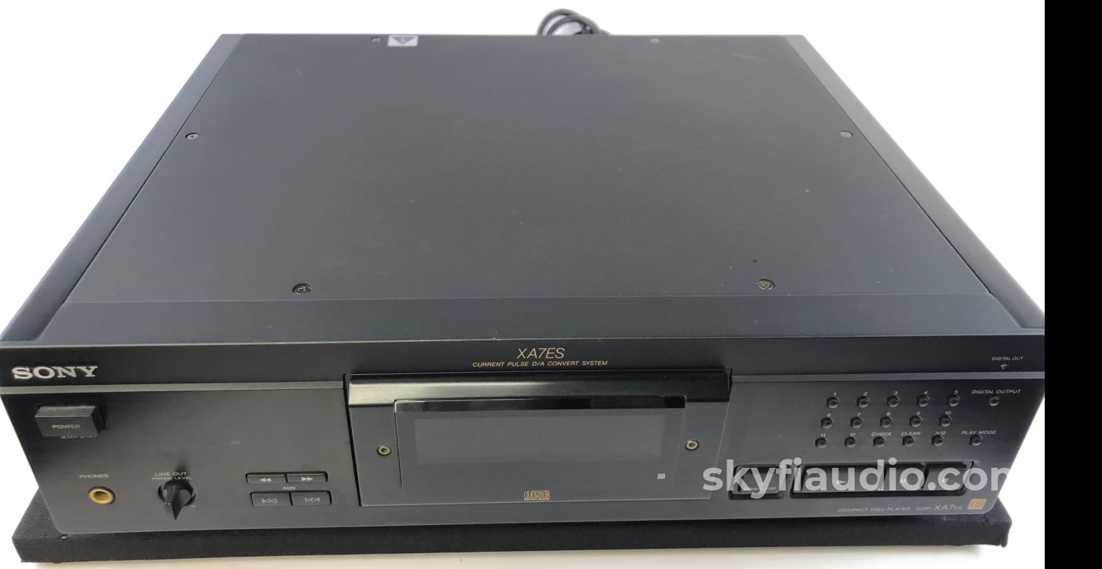 Sony Cdp-Xa7Es Cd Player - One Of The Best From The 1990S With Remote + Digital