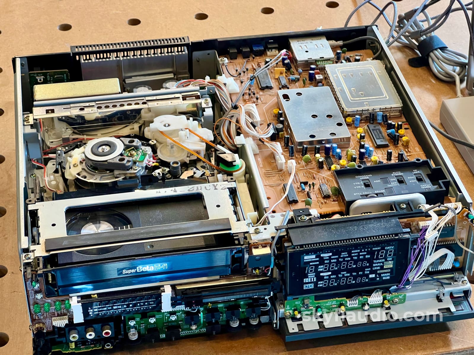 Sony Sl-Hf1000 Super Betamax Hi-Fi Survivor Condition Rare And Fully Working Accessory