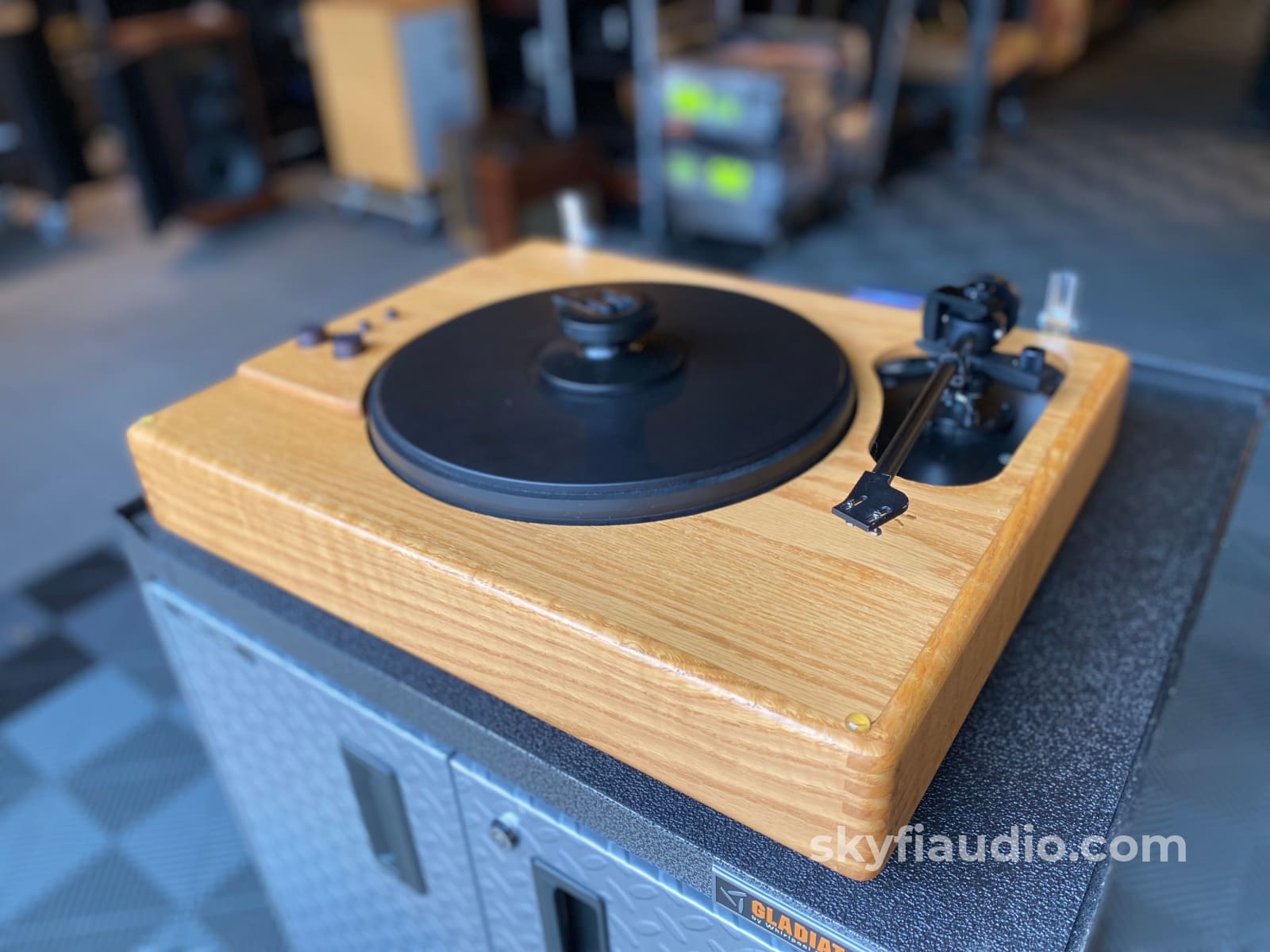 Sota Sapphire Vintage Turntable With New Sumiko