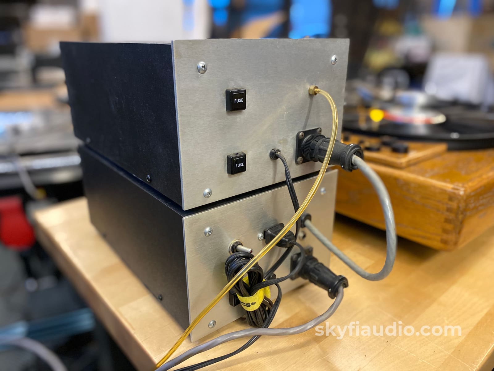 Sota Star Vintage Turntable With Vacuum Platter And New Sumiko Cartridge