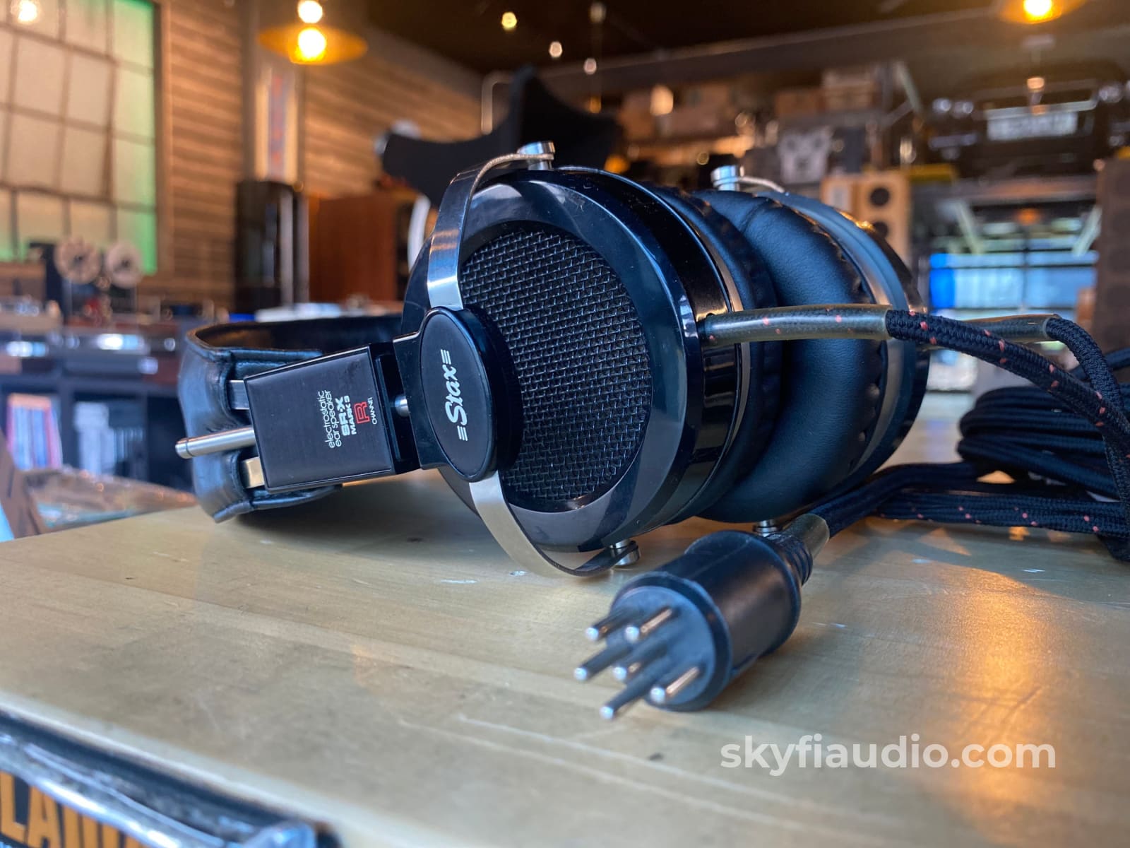 Stax Sr-X Mk3 Vintage Headphones And Srd-7 Amp Accessory