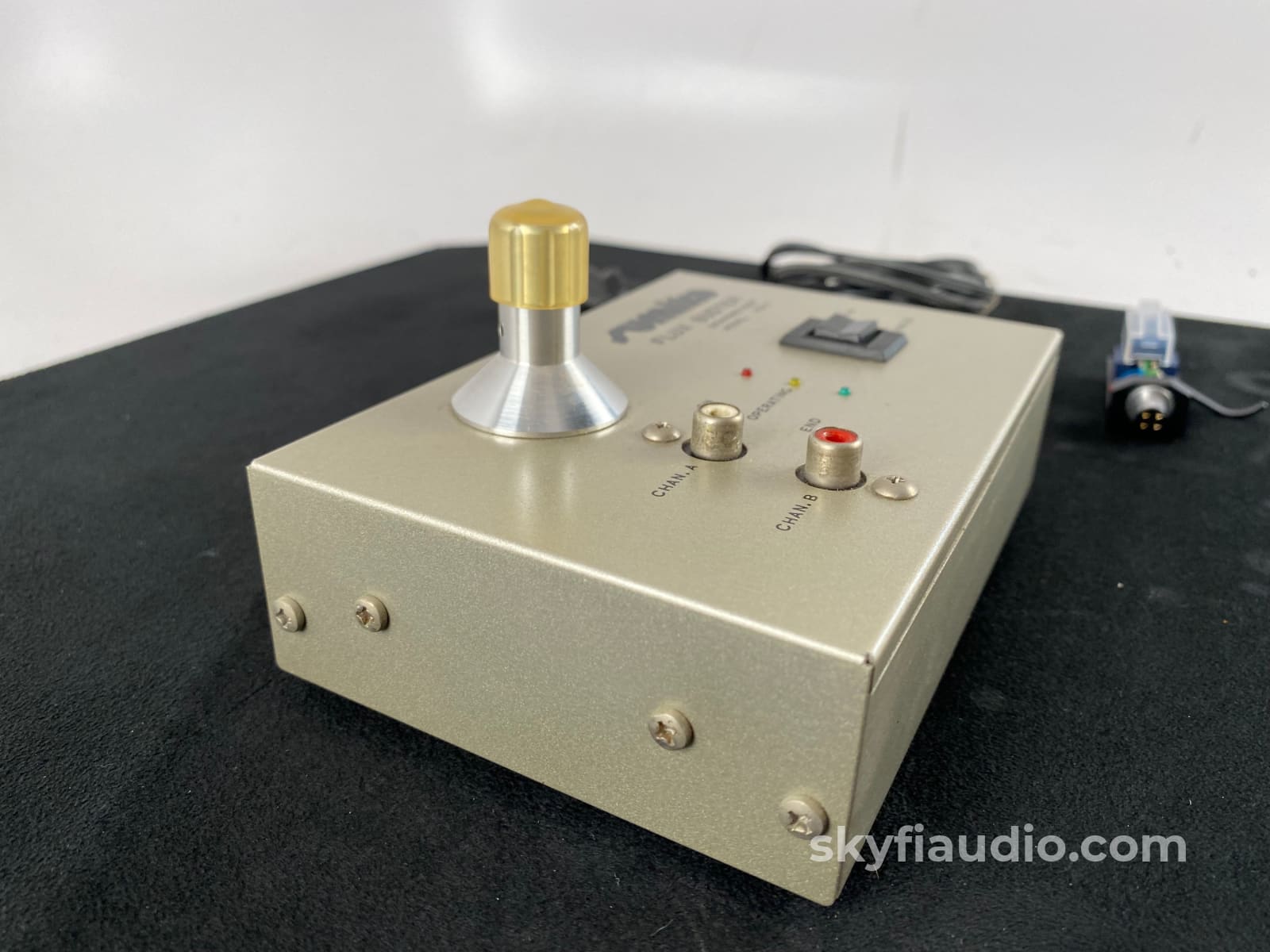 Sumiko Flux Buster Fb-1 Phono Cartridge Demagnetizer - Get The Most From Your Table Accessory