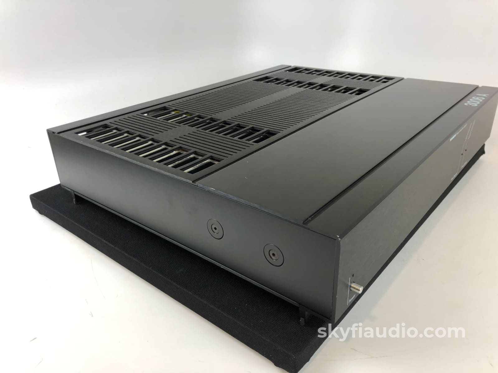 Tandberg Tpa-3006A Solid State Amplifier 2X150W Class-A Made In Norway 120/220V (A)